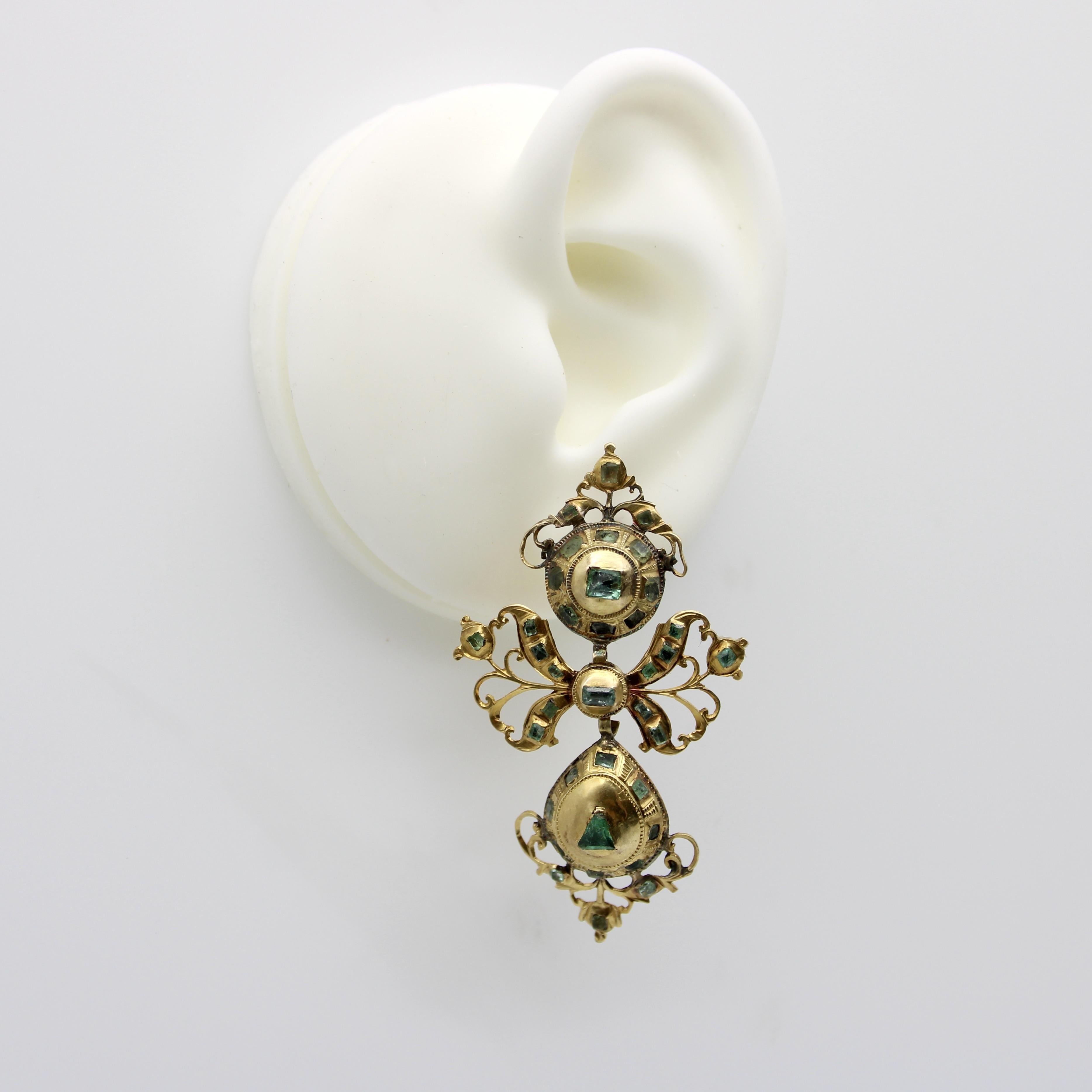 Georgian Iberian 18K Gold Pendeloque Emerald Earrings 4