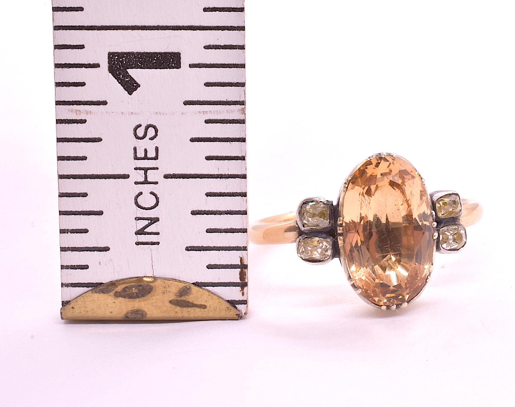 Georgianischer kaiserlicher Topas Solitär-Ring mit Diamanten flankiert von Diamanten 2
