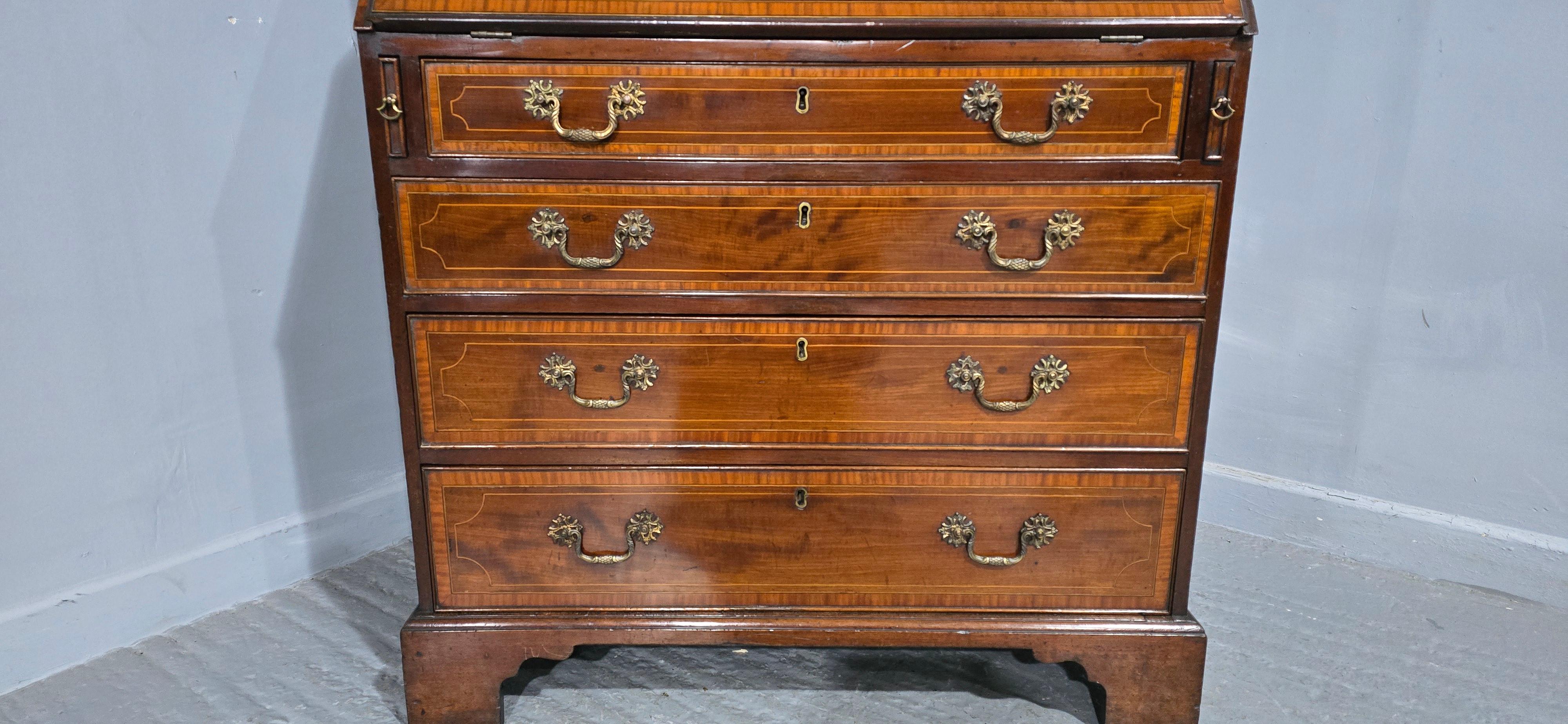 Libreria da ufficio intarsiata georgiana in vendita 9