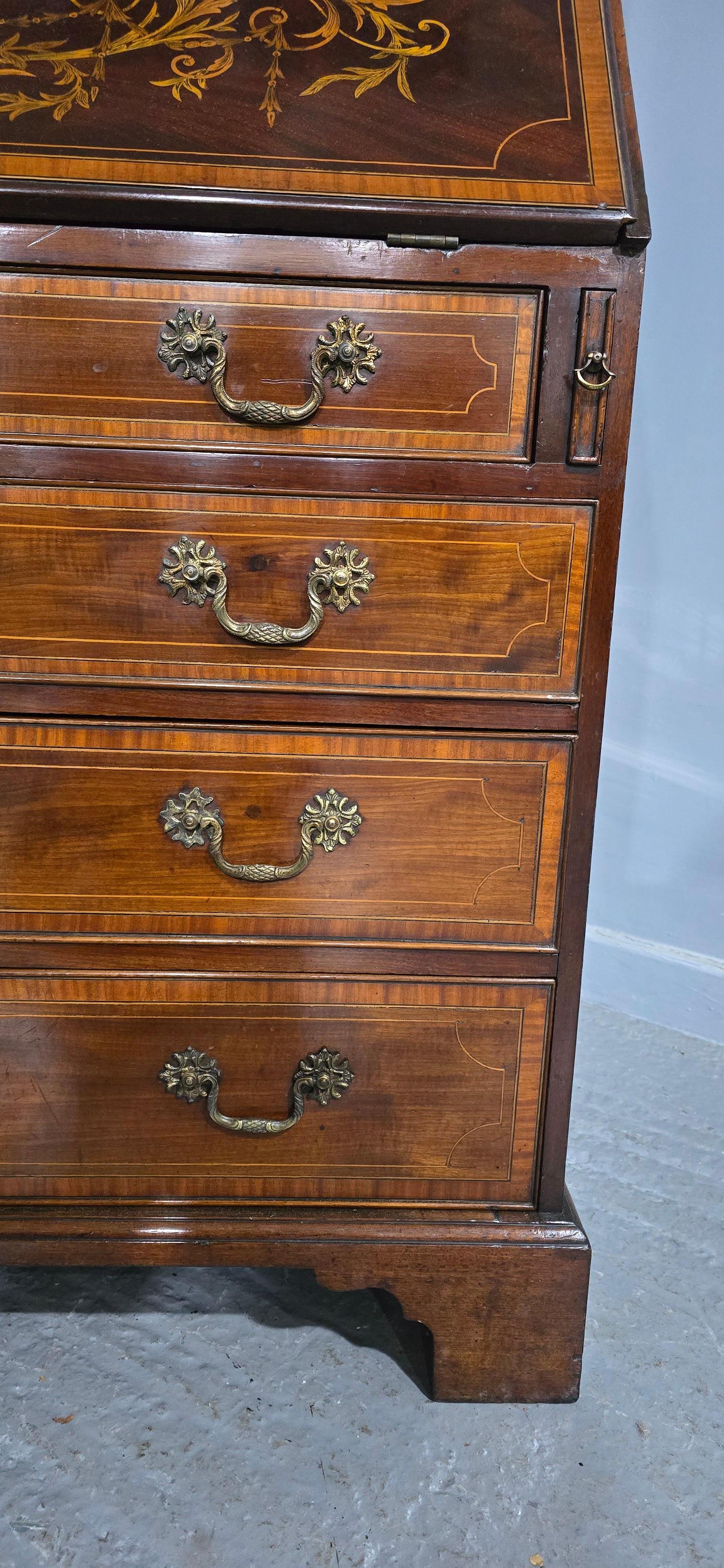 Libreria da ufficio intarsiata georgiana in vendita 10