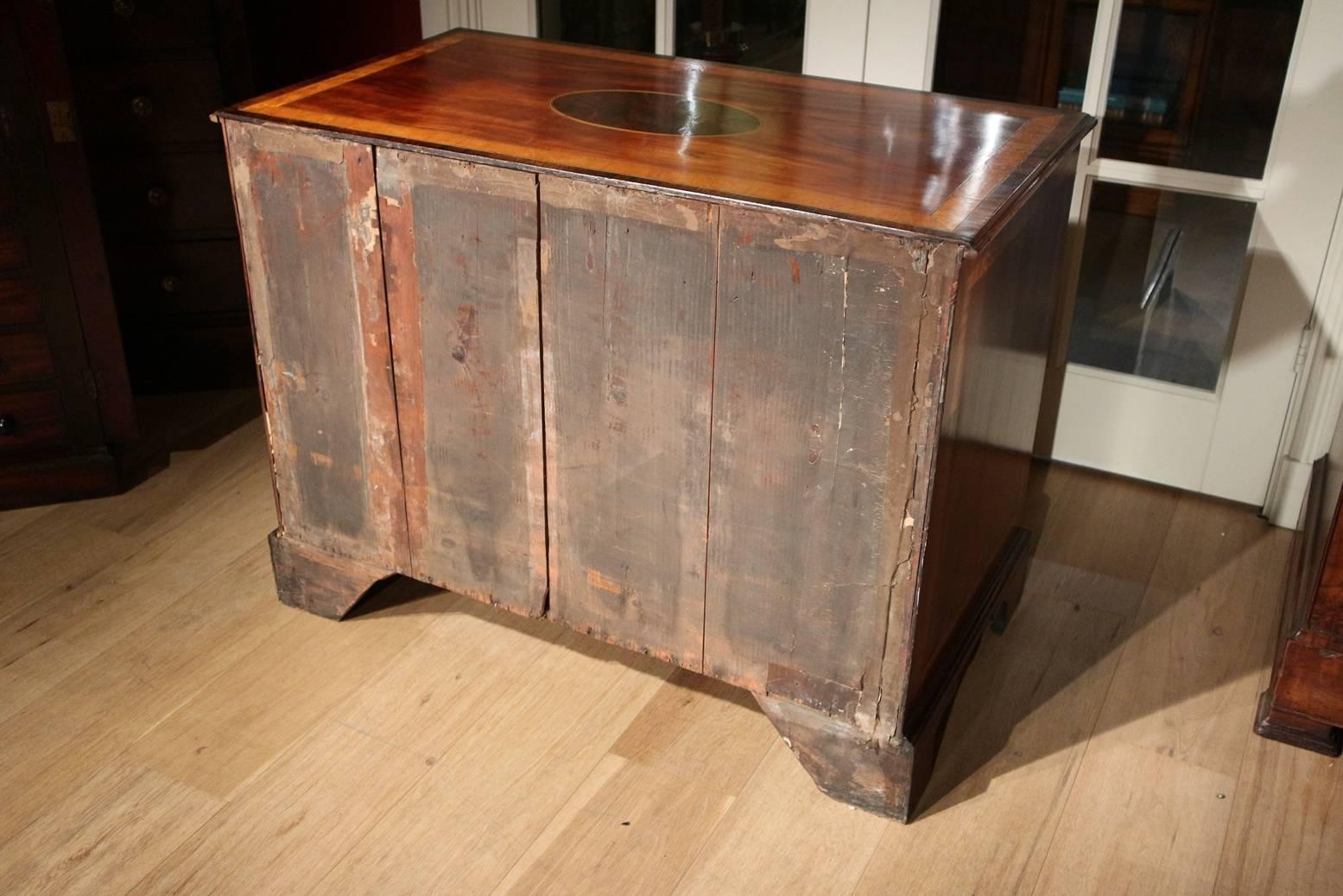 Georgian Inlaid Mahogany Chest of Drawers, circa 1800 7