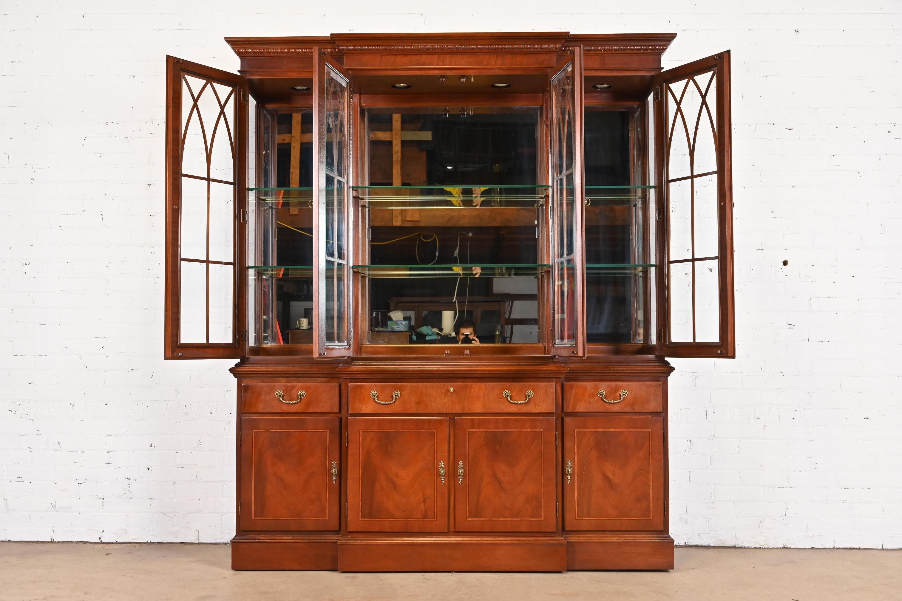 Georgian Inlaid Mahogany Lighted Breakfront Bookcase Cabinet For Sale 1