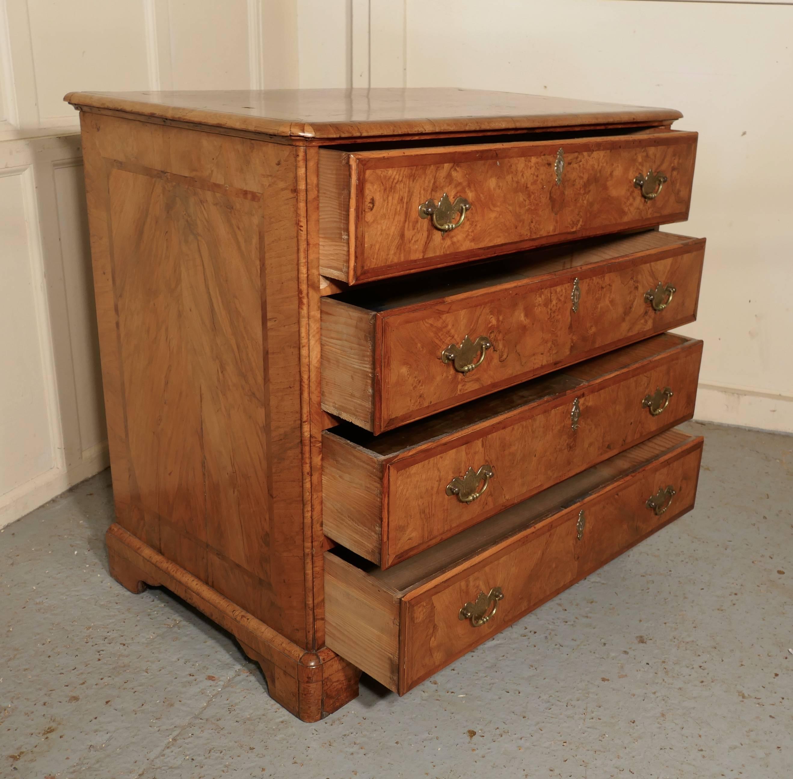 Georgian Inlaid Walnut Chest of Drawers 3