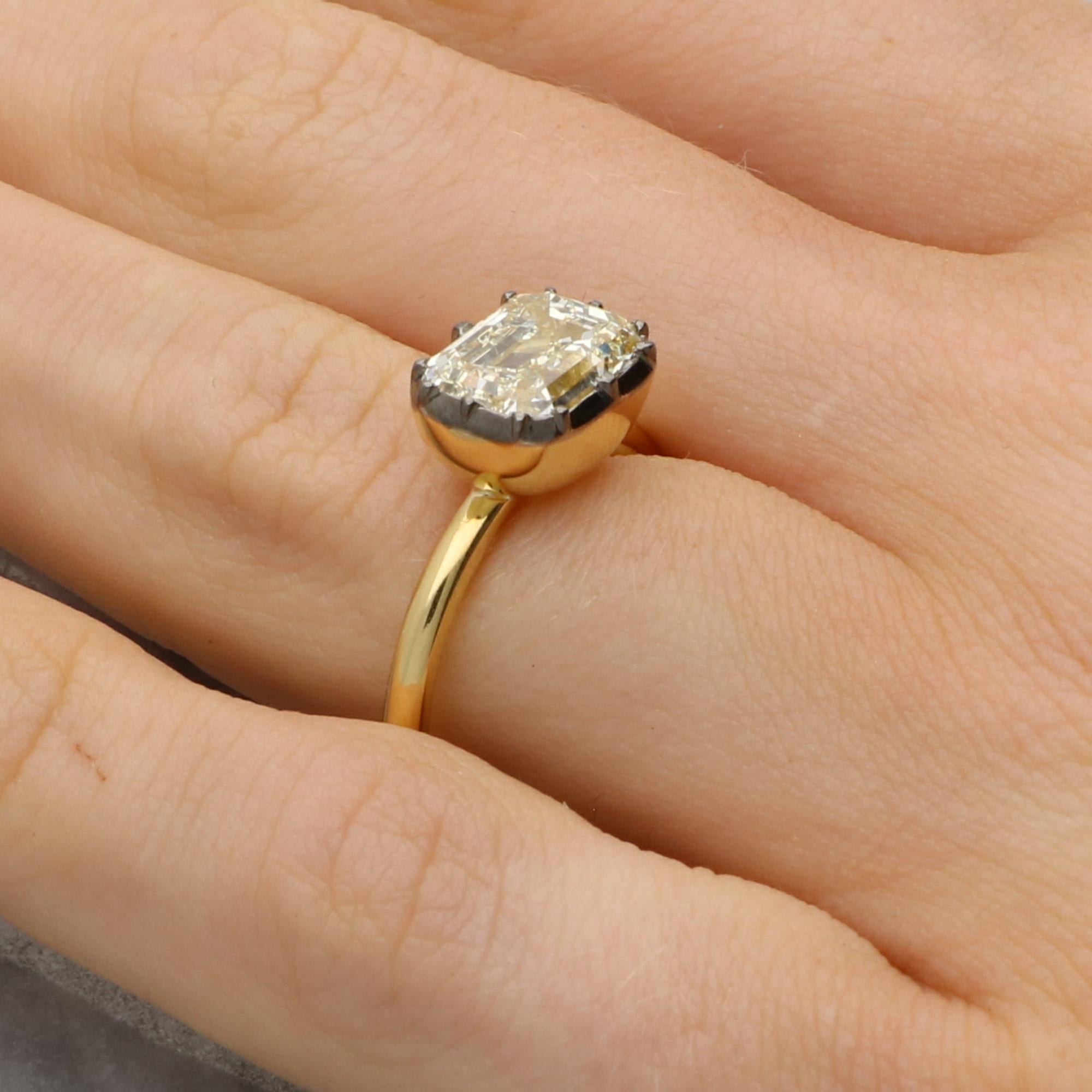 Women's or Men's Georgian Inspired 2.40ct Emerald Cut East-West Diamond Solitaire Ring For Sale