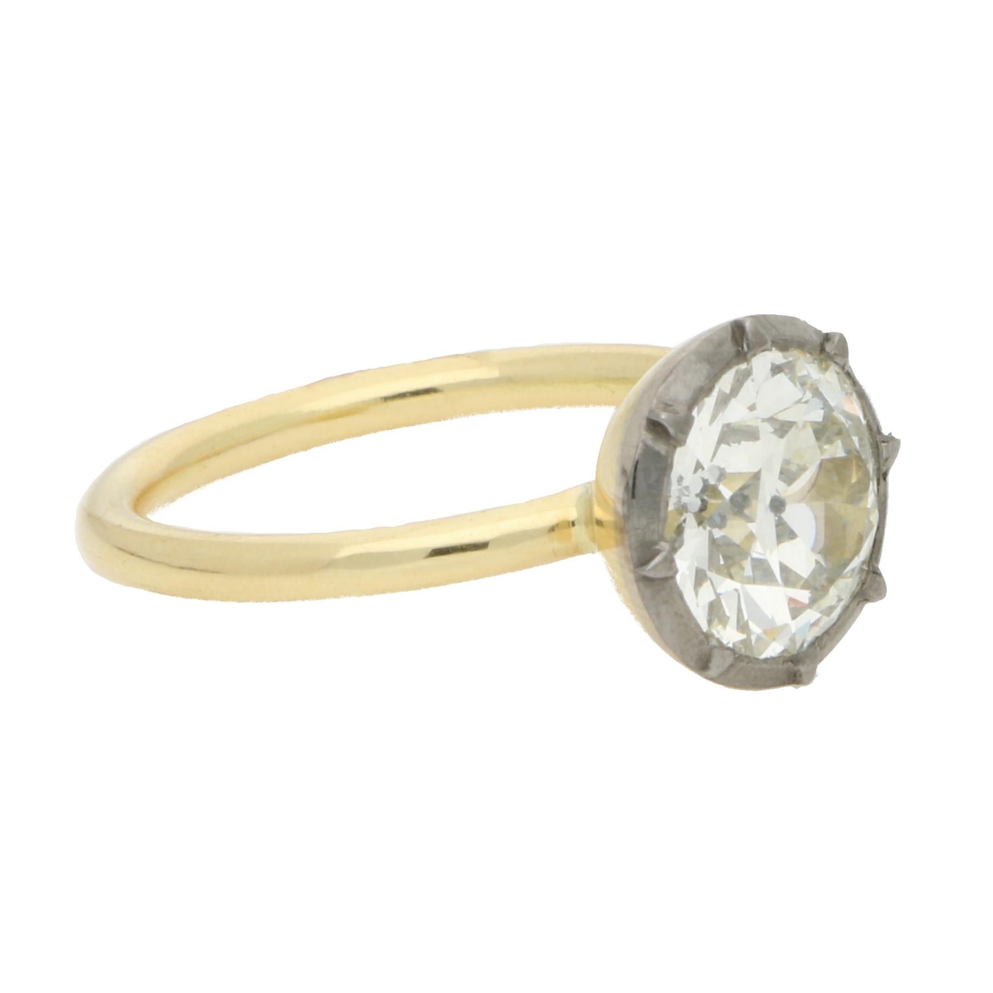 Georgian Inspired 2.65ct Old Cut Diamond Solitaire Ring in 18k Gold In Excellent Condition For Sale In London, GB