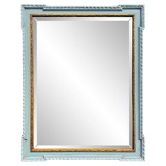 Miroir encadré peint sarcelle d'inspiration géorgienne