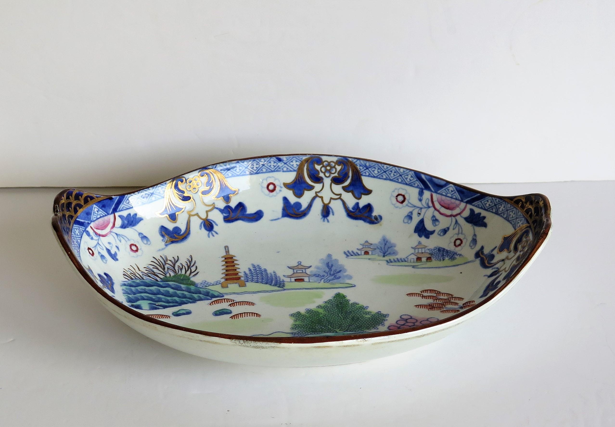 Chinoiserie Georgian Ironstone Dish by Hicks & Meigh in Chinese Landscape Pattern circa 1818 For Sale