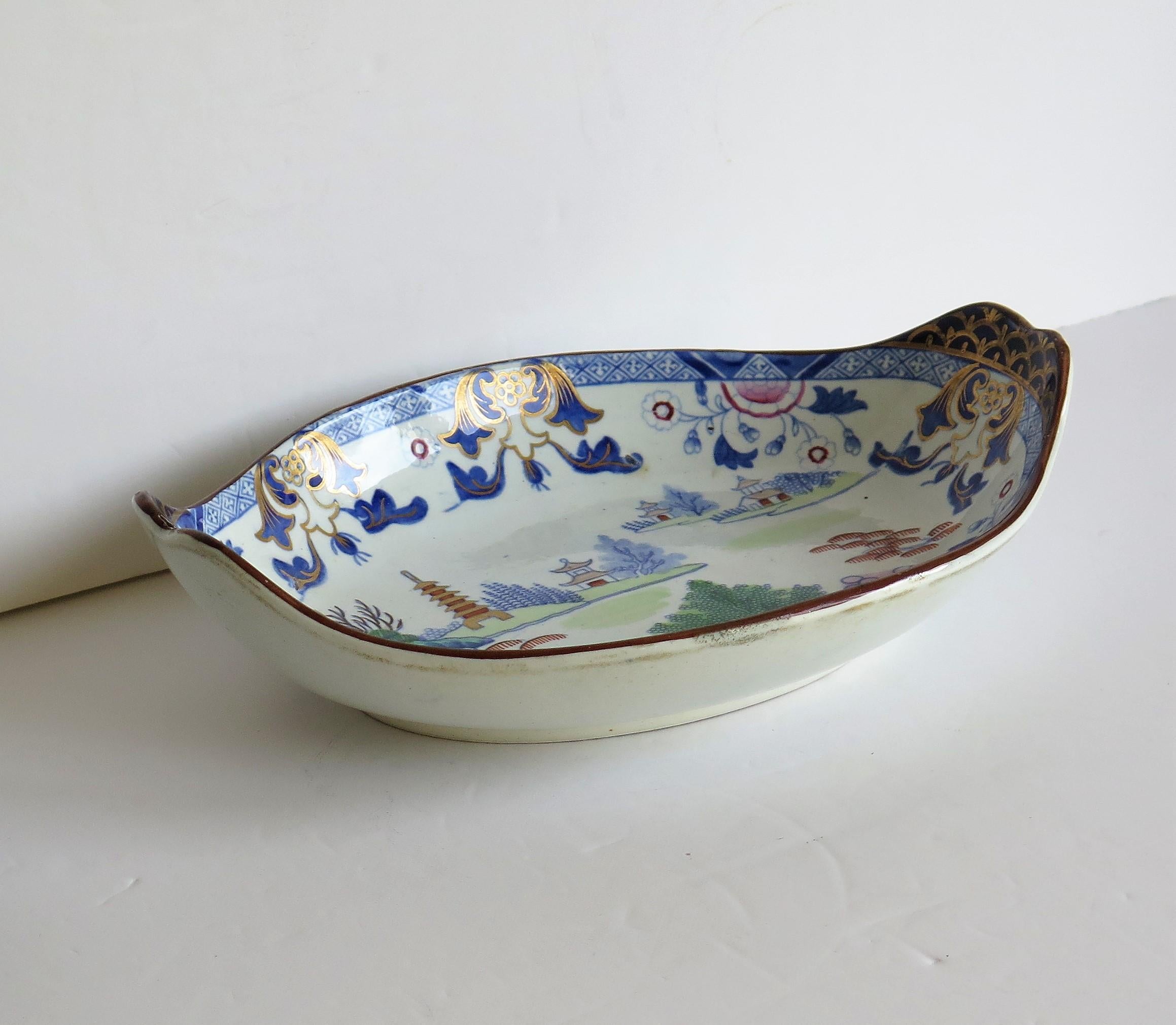 Hand-Painted Georgian Ironstone Dish by Hicks & Meigh in Chinese Landscape Pattern circa 1818