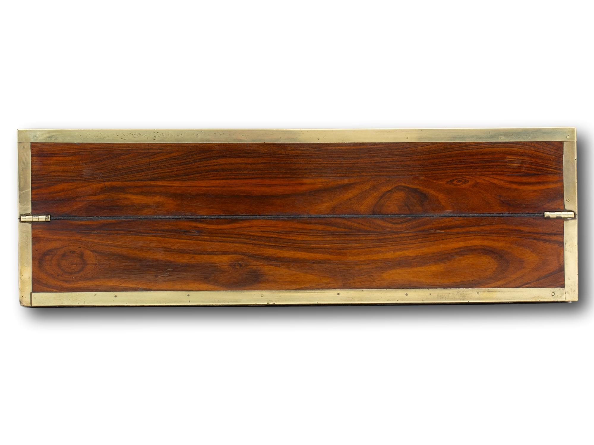 Caja de escritura georgiana de Kingwood de David Edwards con compartimento secreto Tallado a mano en venta