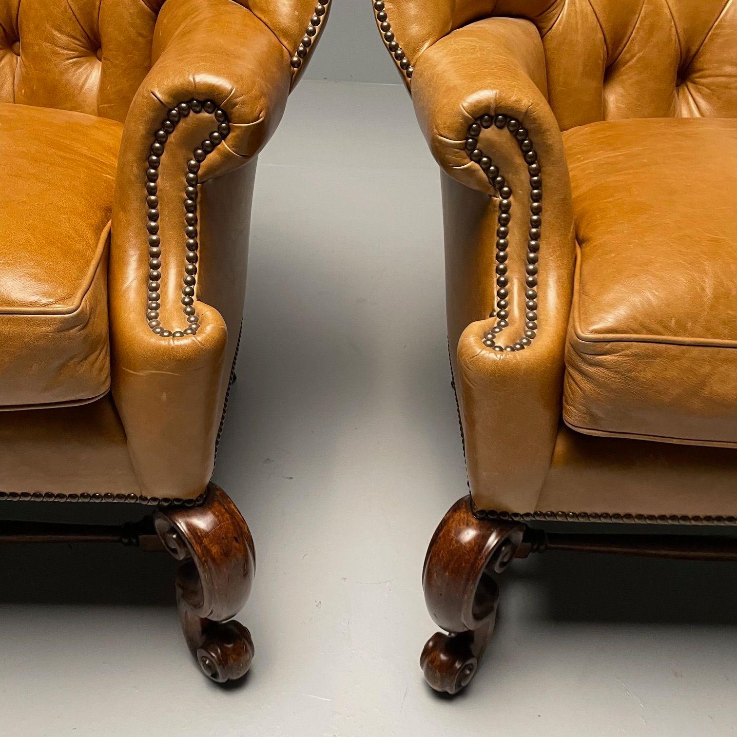 Grands fauteuils de salon et poufs géorgiens, cuir brun clair, États-Unis, années 2000 en vente 5