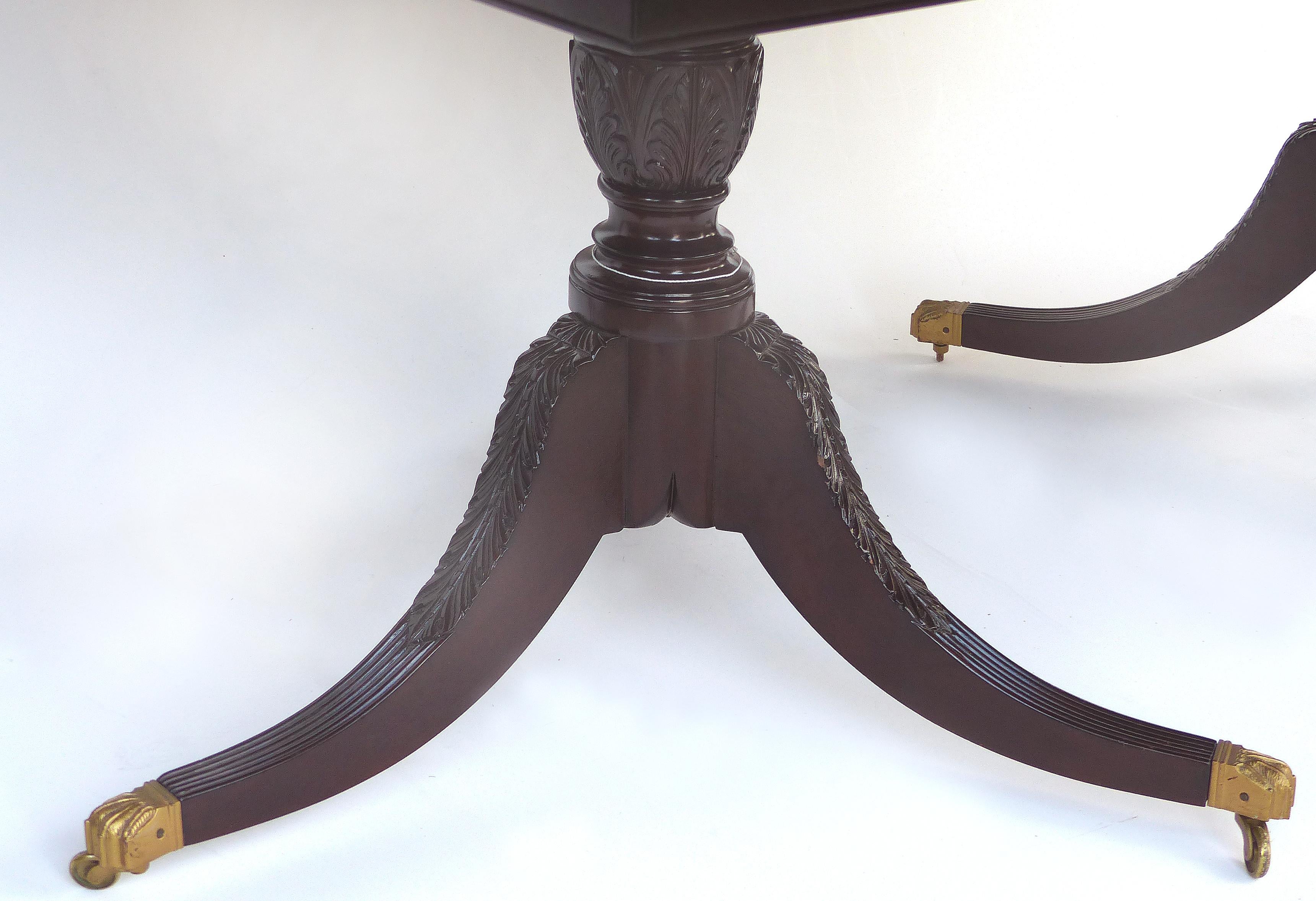 English Georgian Late 18th Century Mahogany Double Pedestal Dining Table with Leaves