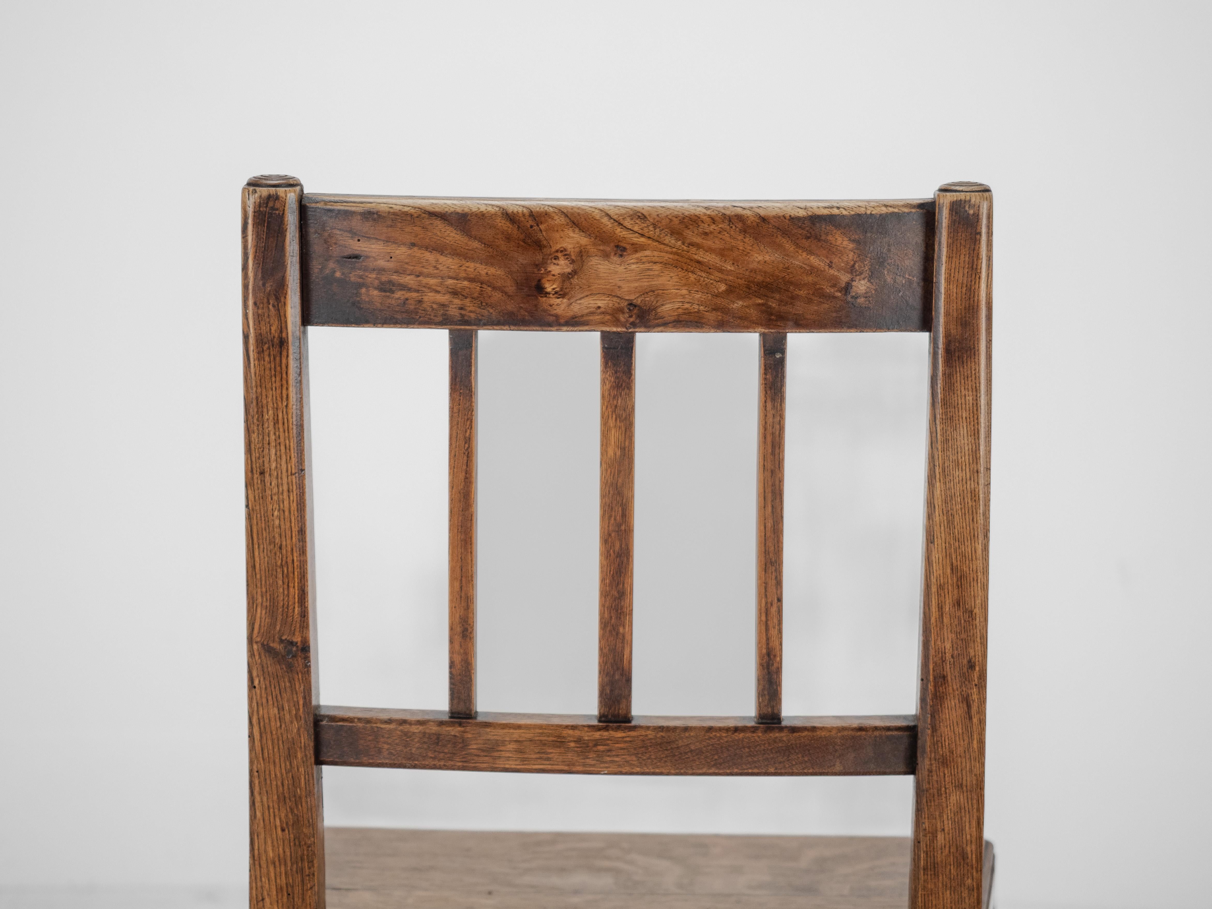 Chaise de campagne géorgienne de la fin du XVIIIe siècle en chêne et orme (Hall Dining Side) en vente 6