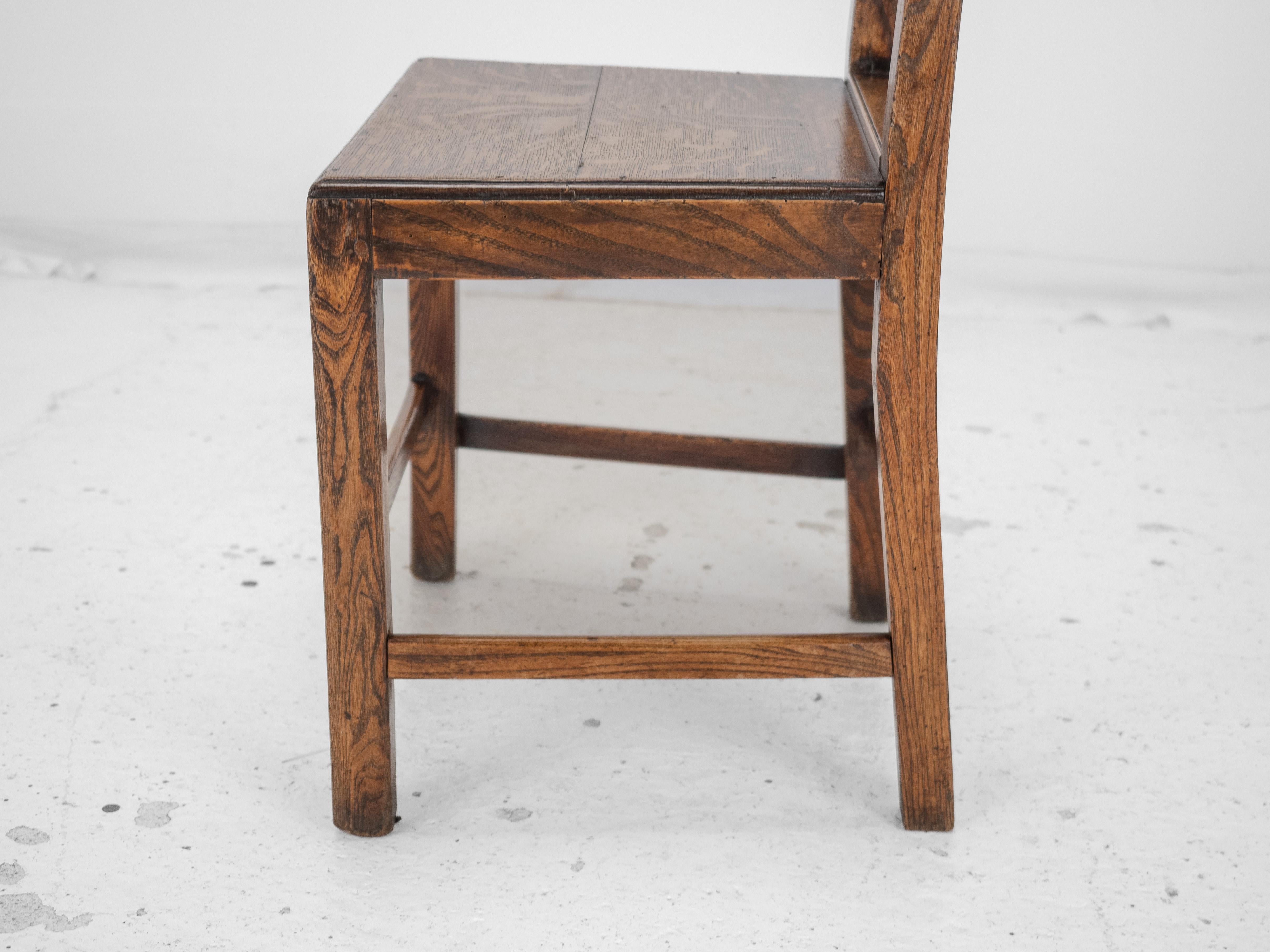 Chaise de campagne géorgienne de la fin du XVIIIe siècle en chêne et orme (Hall Dining Side) en vente 10