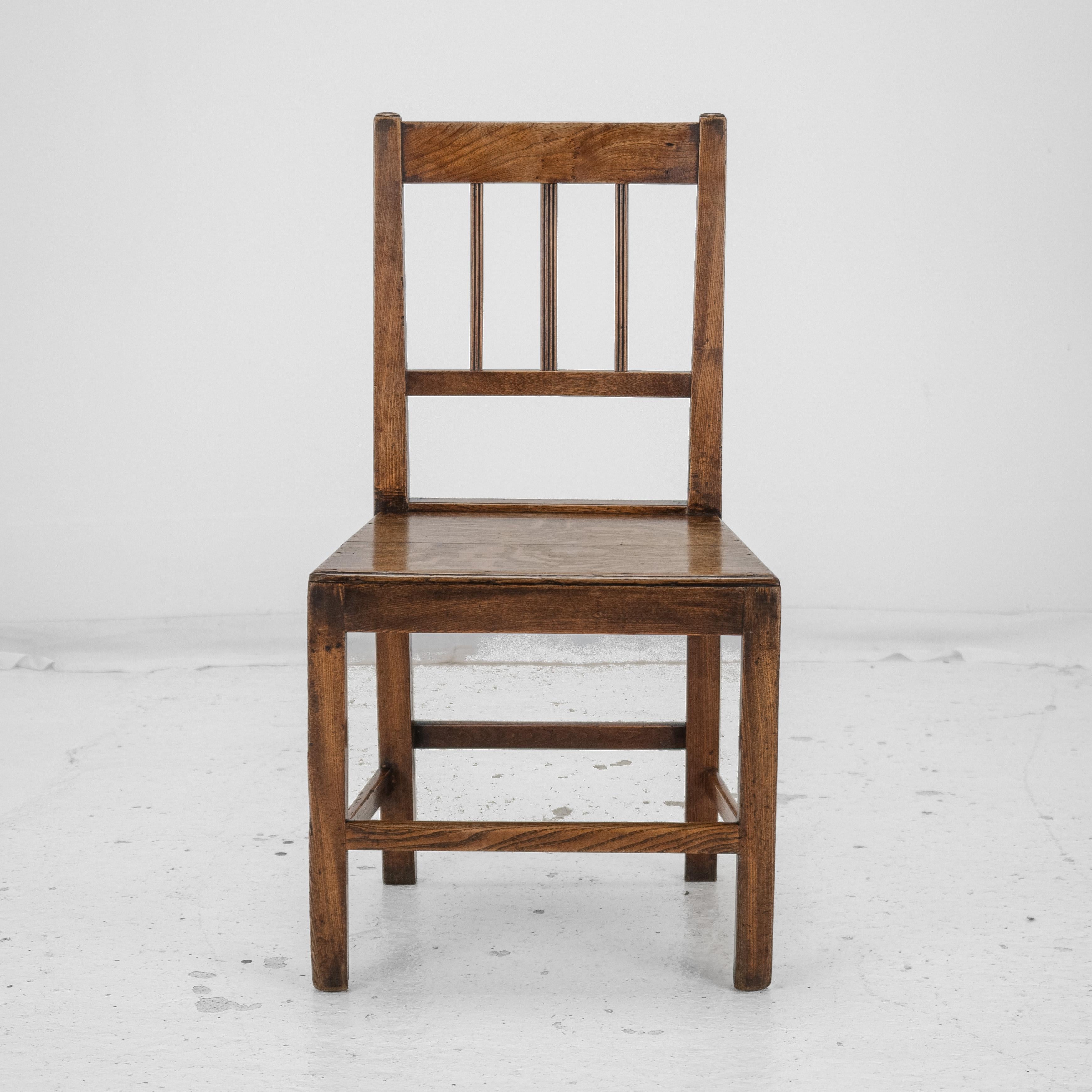 Chaise de campagne géorgienne de la fin du XVIIIe siècle en chêne et orme (Hall Dining Side) en vente 12