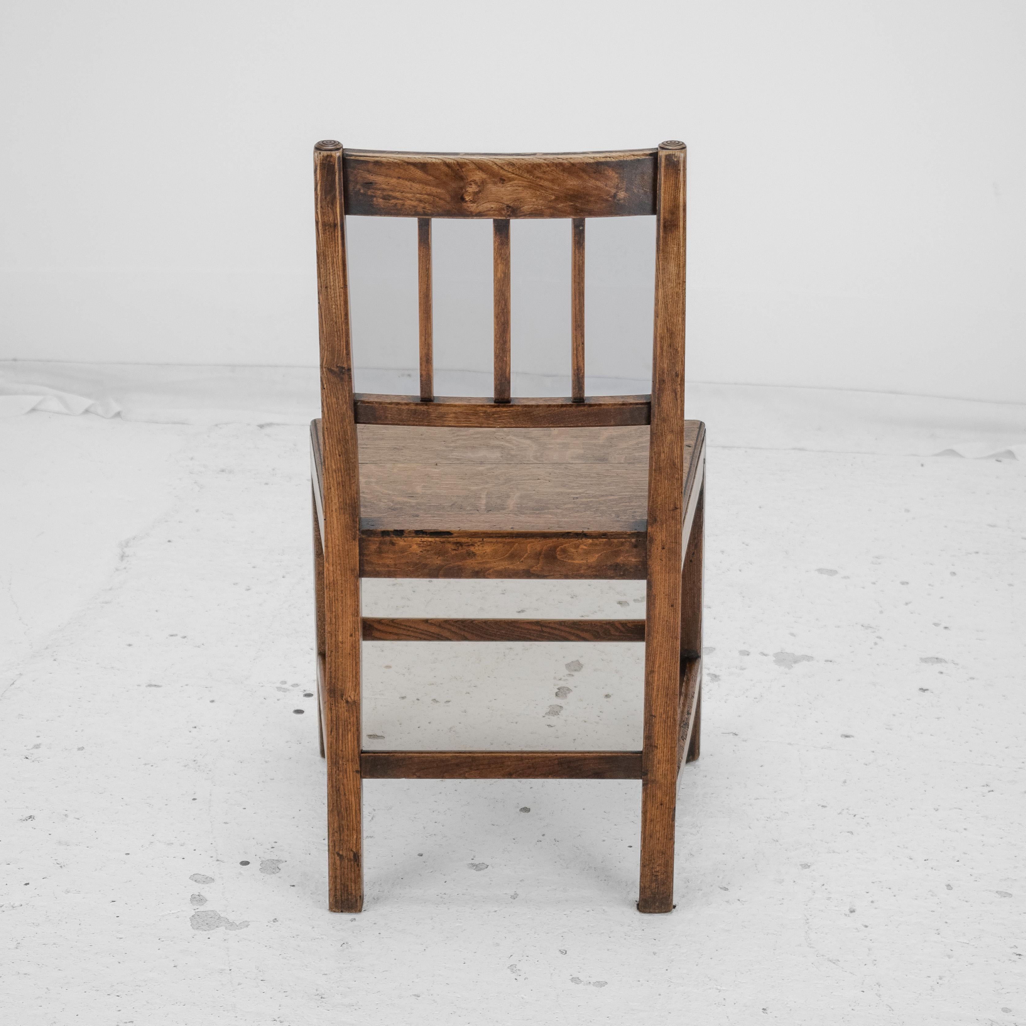 Chaise de campagne géorgienne de la fin du XVIIIe siècle en chêne et orme (Hall Dining Side) en vente 1