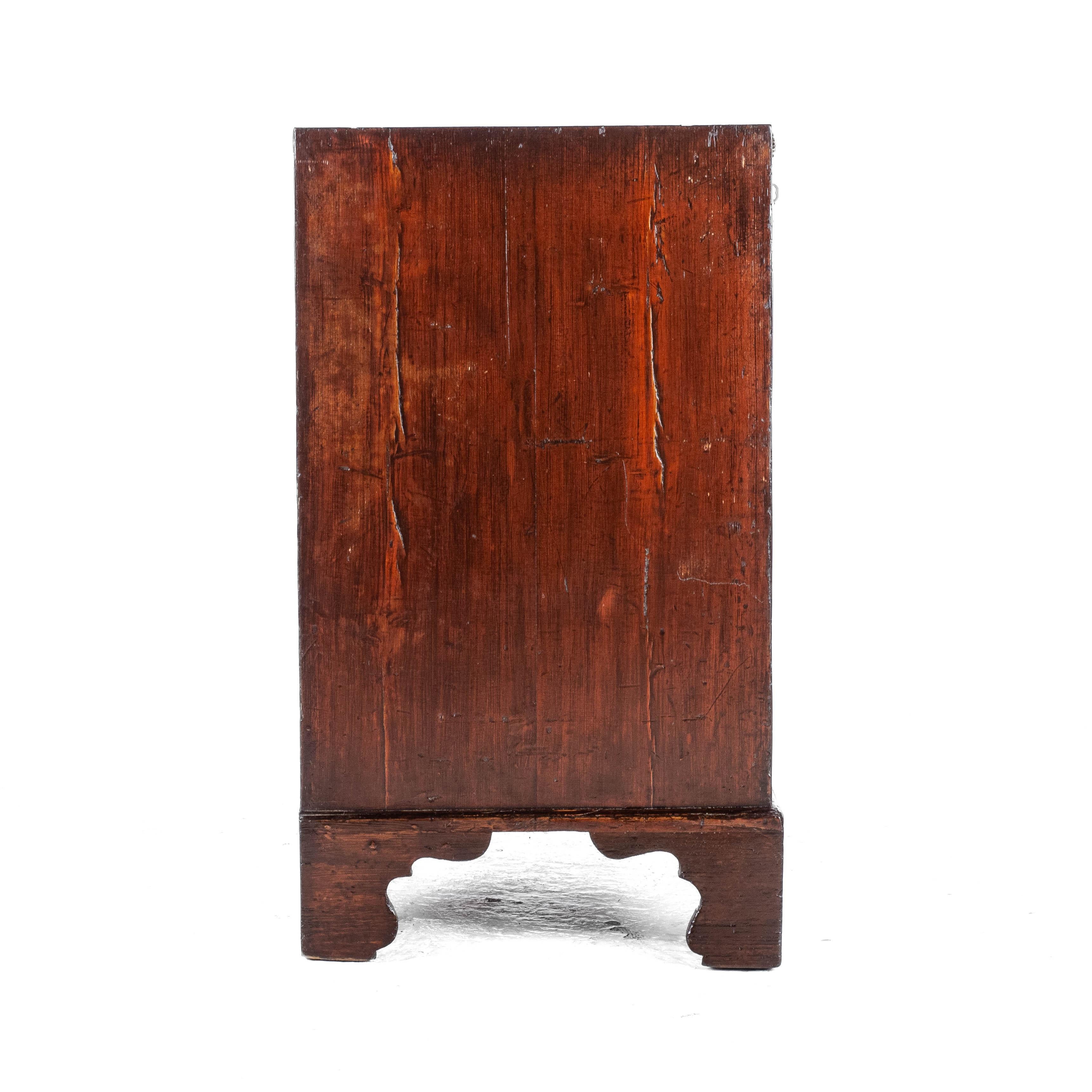 Georgian Late c.18th Mahogany Inlaid Caddy Top Small Chest of Drawers For Sale 8