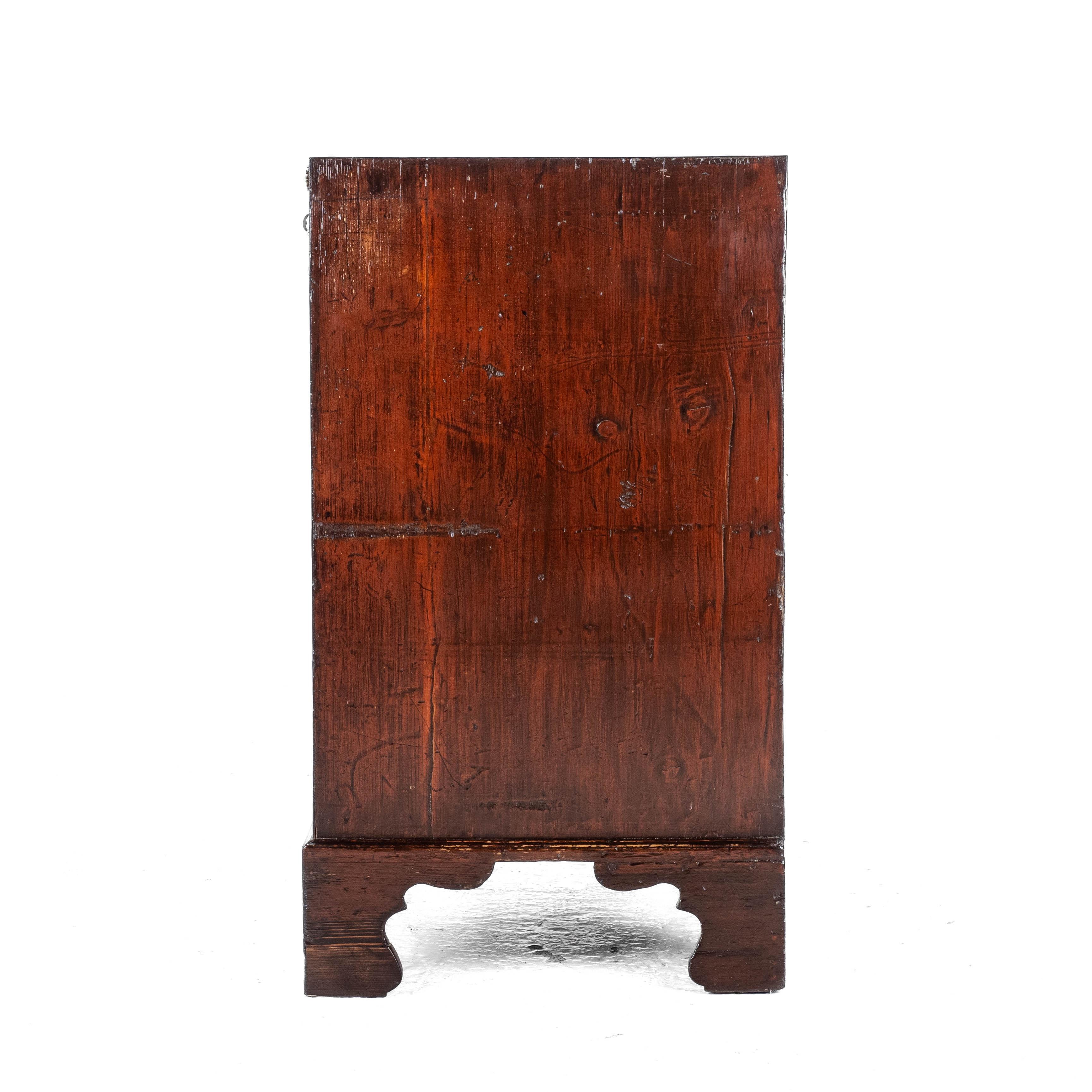 Georgian Late c.18th Mahogany Inlaid Caddy Top Small Chest of Drawers For Sale 9