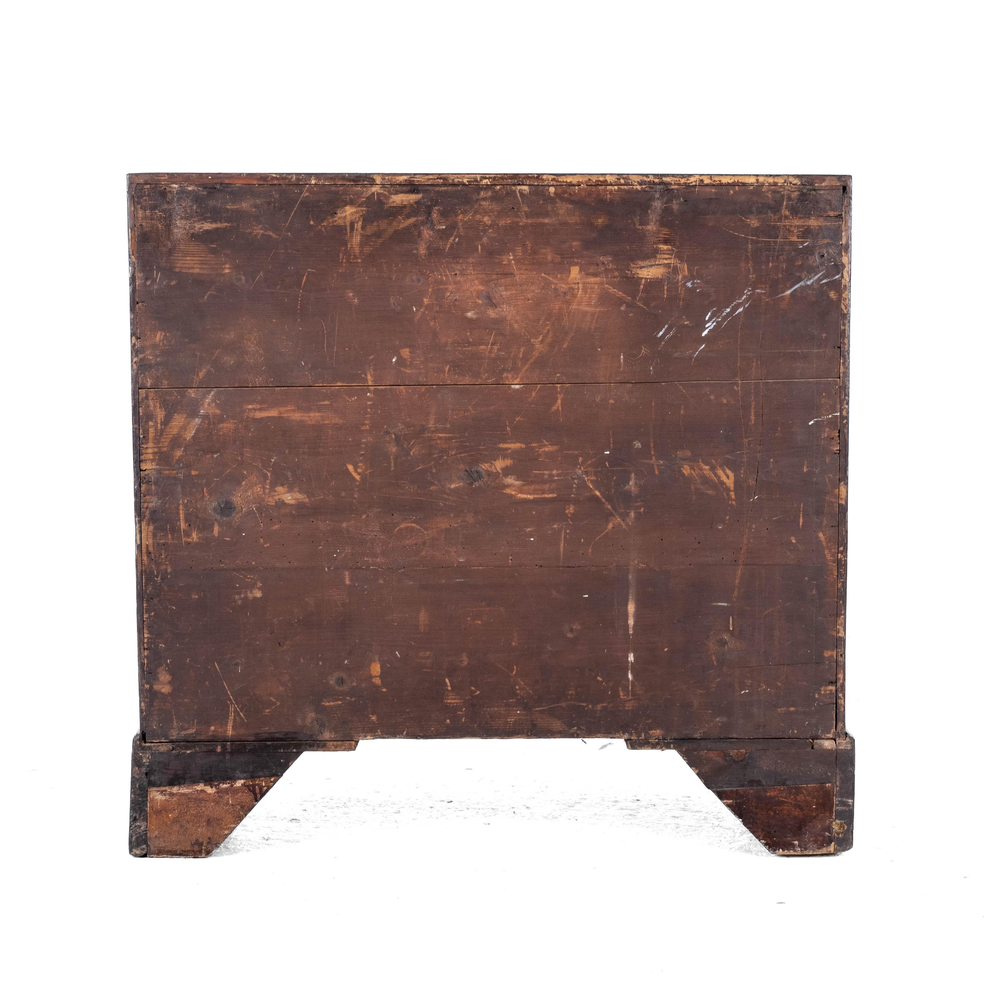 Georgian Late c.18th Mahogany Inlaid Caddy Top Small Chest of Drawers For Sale 12