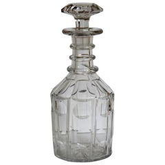 Carafe géorgienne en verre au plomb à 3 anneaux de col et bouchon en forme de champignon, vers 1820