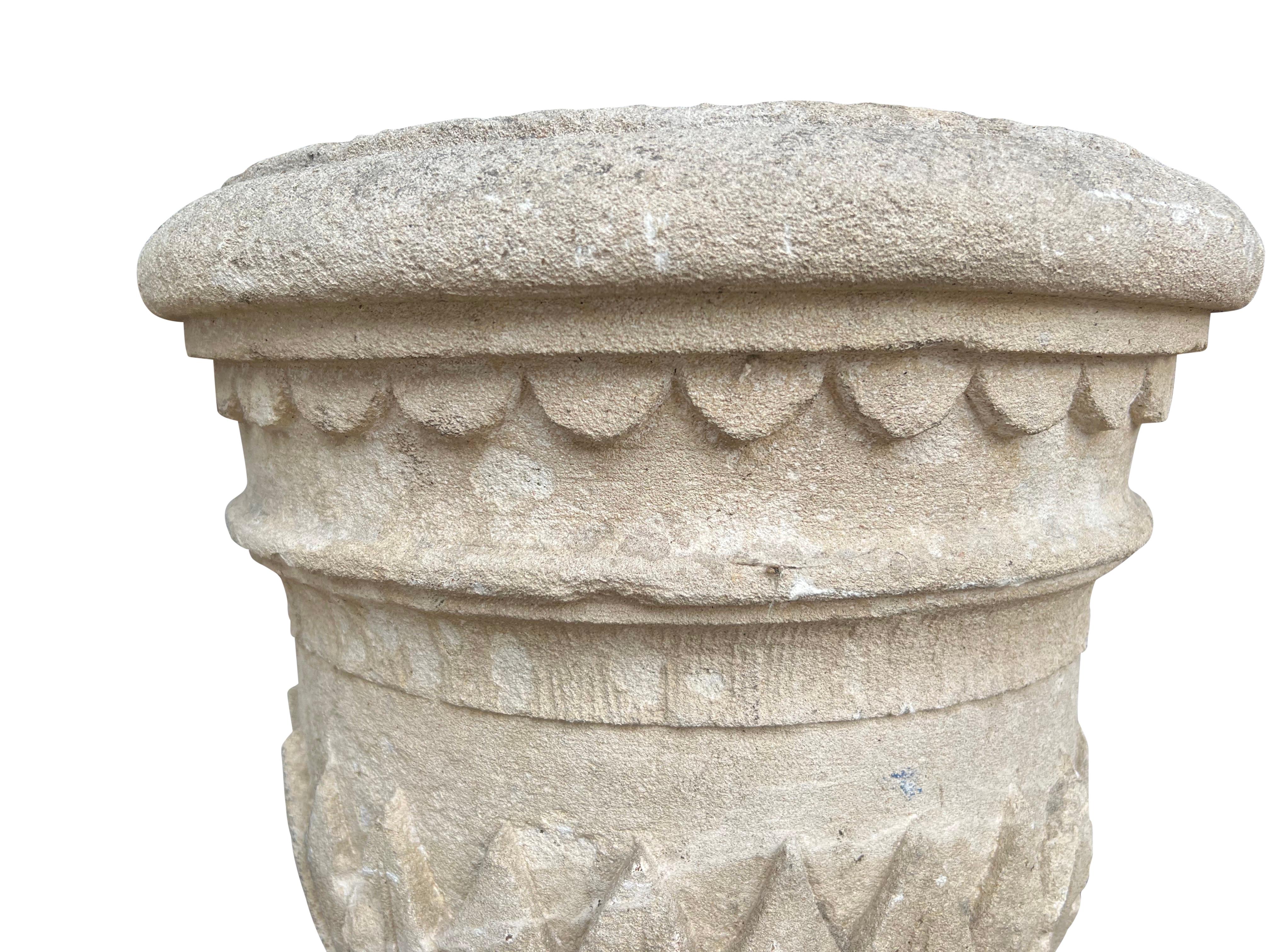Georgian Limestone Urn From Wall Hall, Hertfordshire For Sale 4