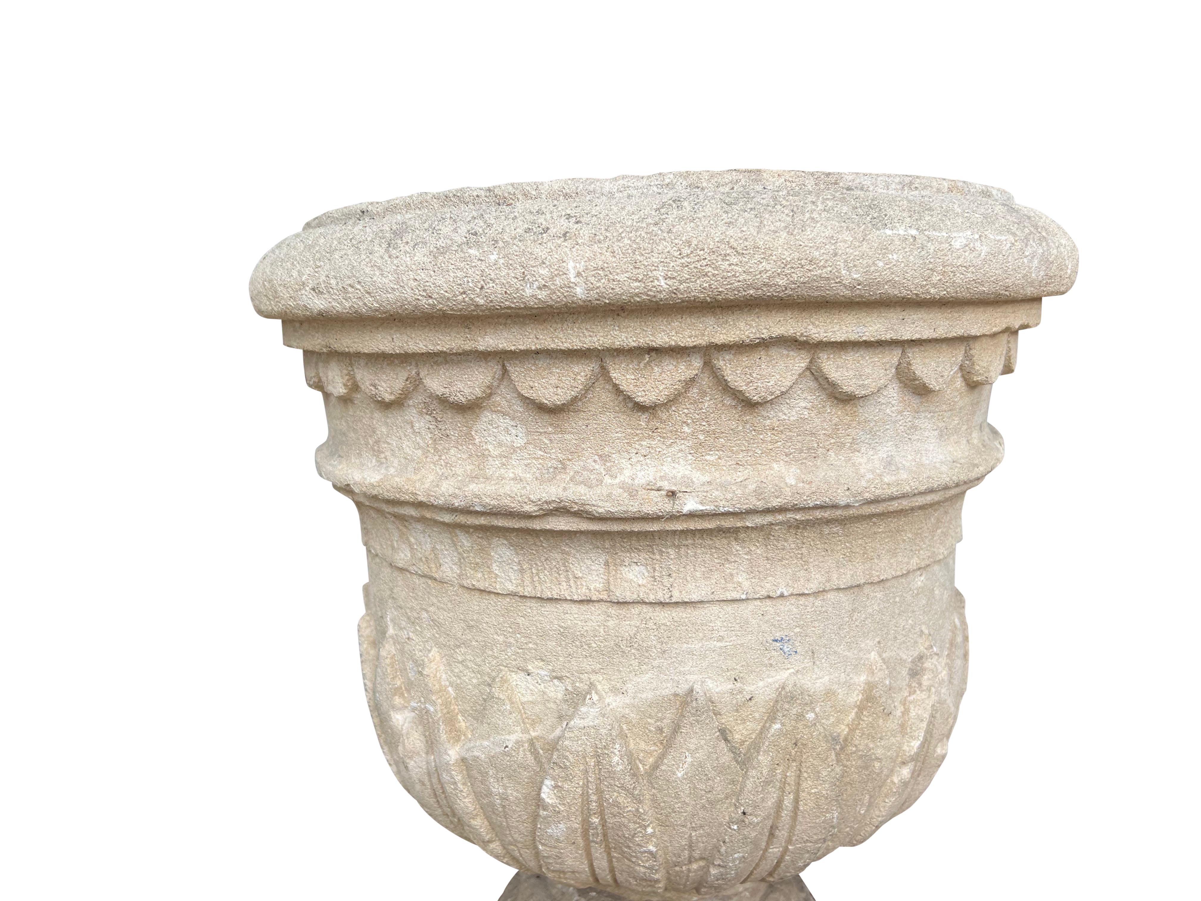 Neoclassical Georgian Limestone Urn From Wall Hall, Hertfordshire For Sale