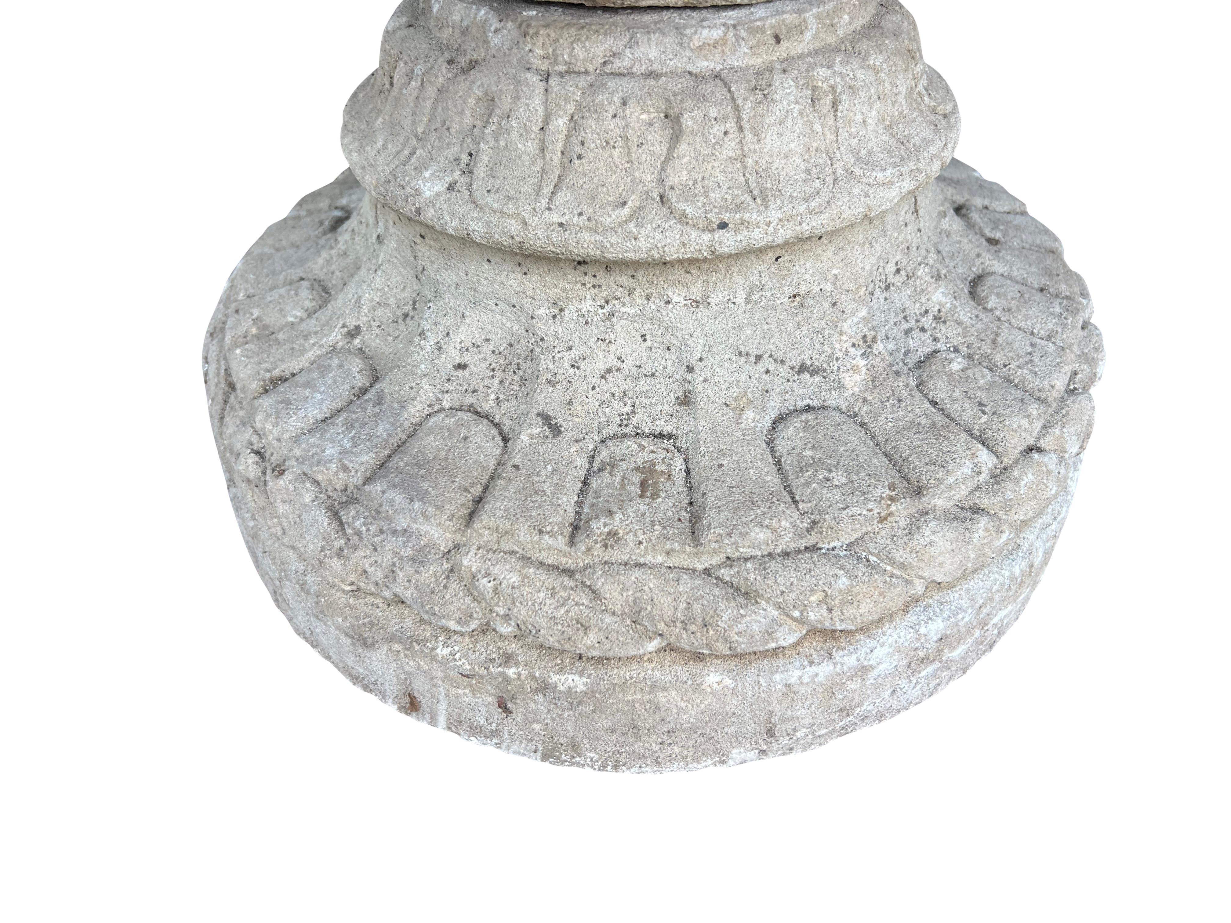 Georgian Limestone Urn From Wall Hall, Hertfordshire For Sale 2
