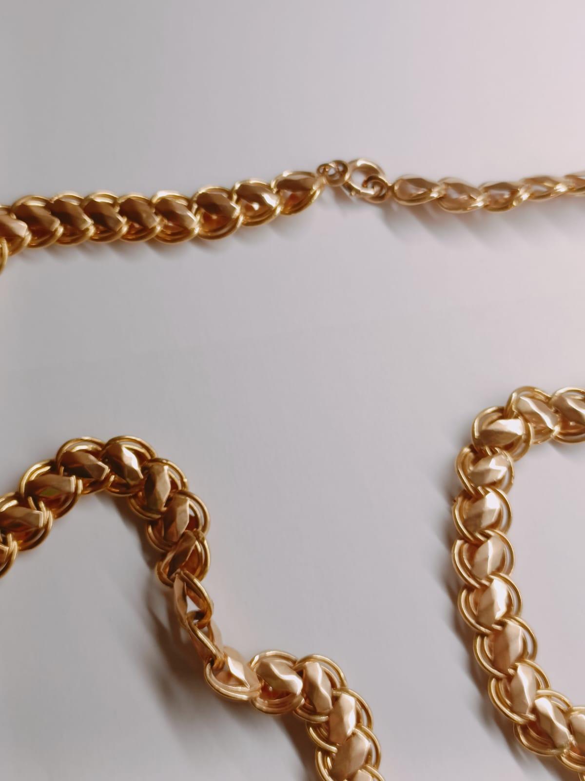 Georgian Long Chain 18K Gold Necklace with French Medallion For Sale 7