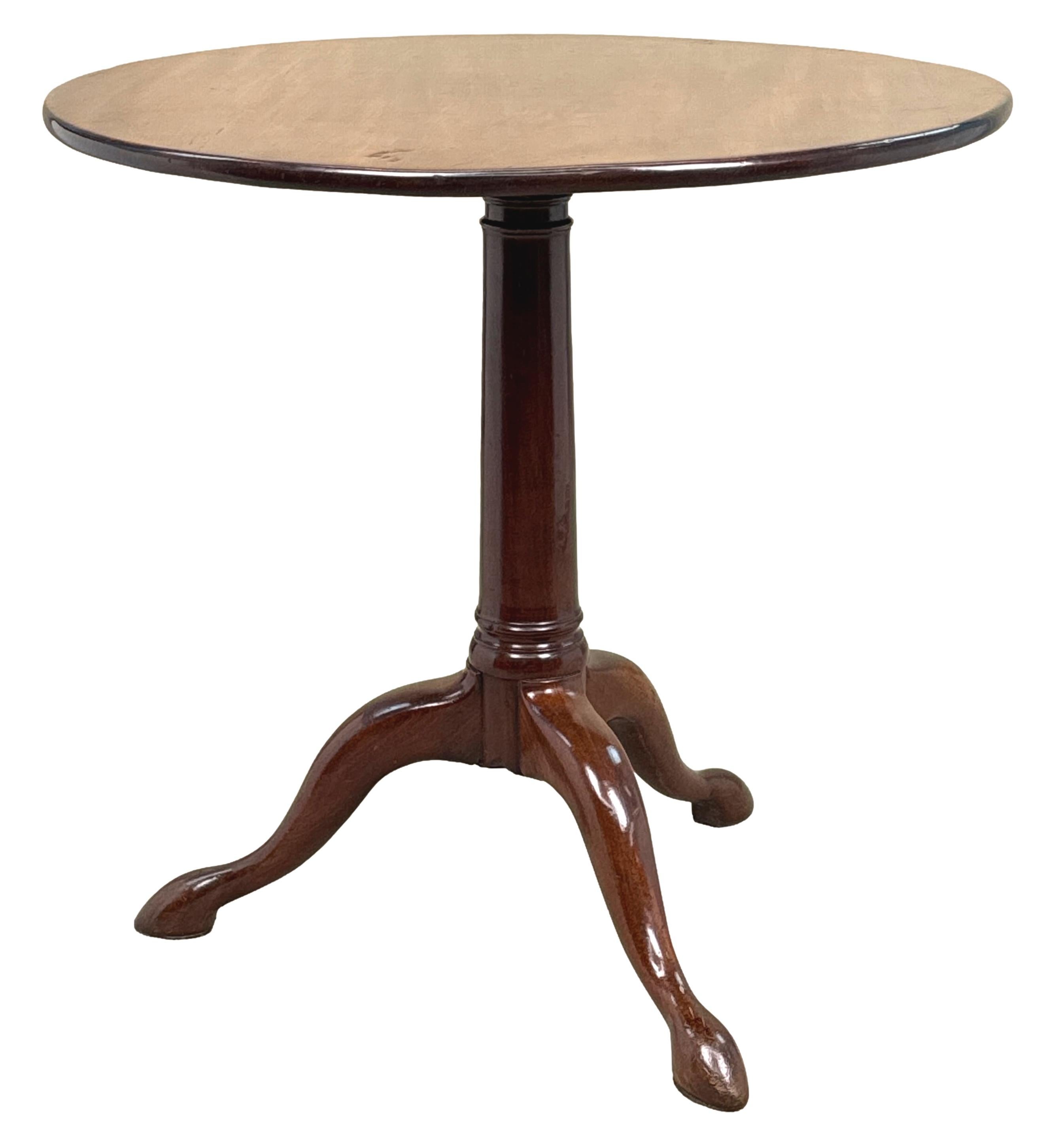 Table tripode en acajou géorgien du XVIIIe siècle en vente 6