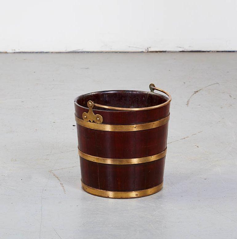 English Georgian Mahogany and Brass Peat Bucket For Sale