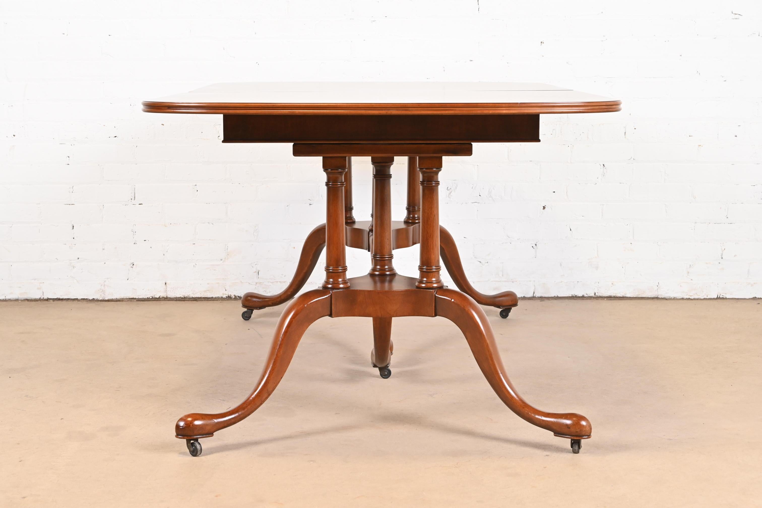 Georgian Mahogany and Burlwood Double Pedestal Dining Table by Irwin, Refinished For Sale 10