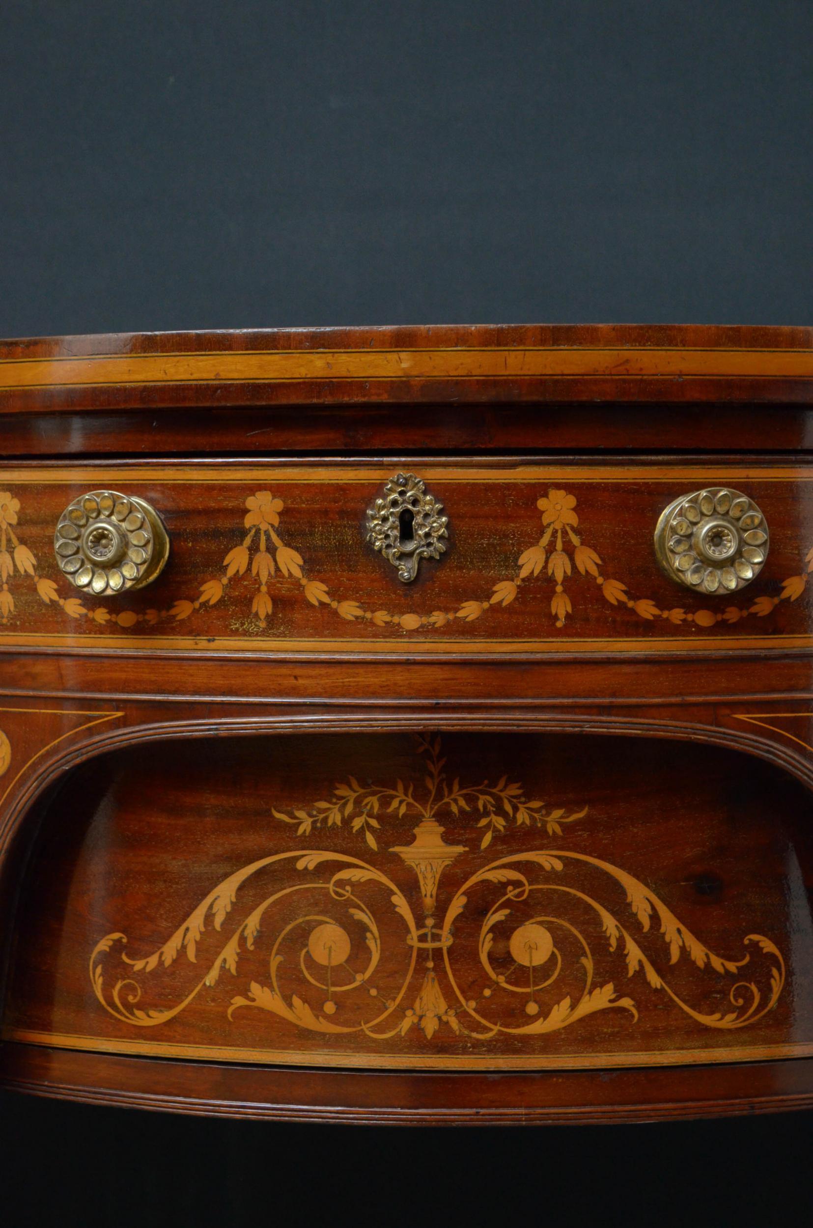 Georgian Mahogany and Inlaid Sideboard Edwards & Roberts For Sale 6
