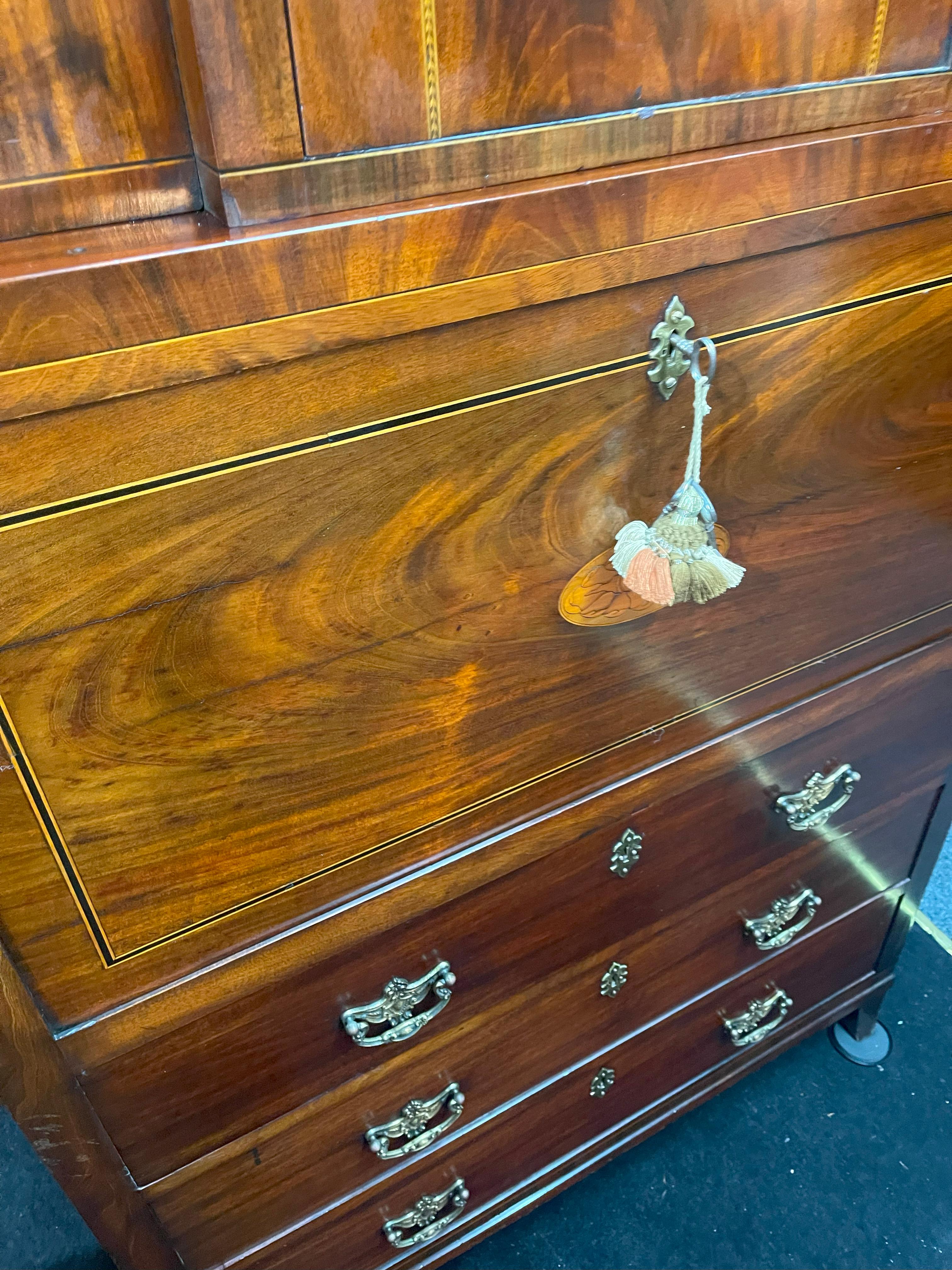 Georgian Mahogany and Satinwood Inlaid Secretaire Chest, England circa 1800 For Sale 5