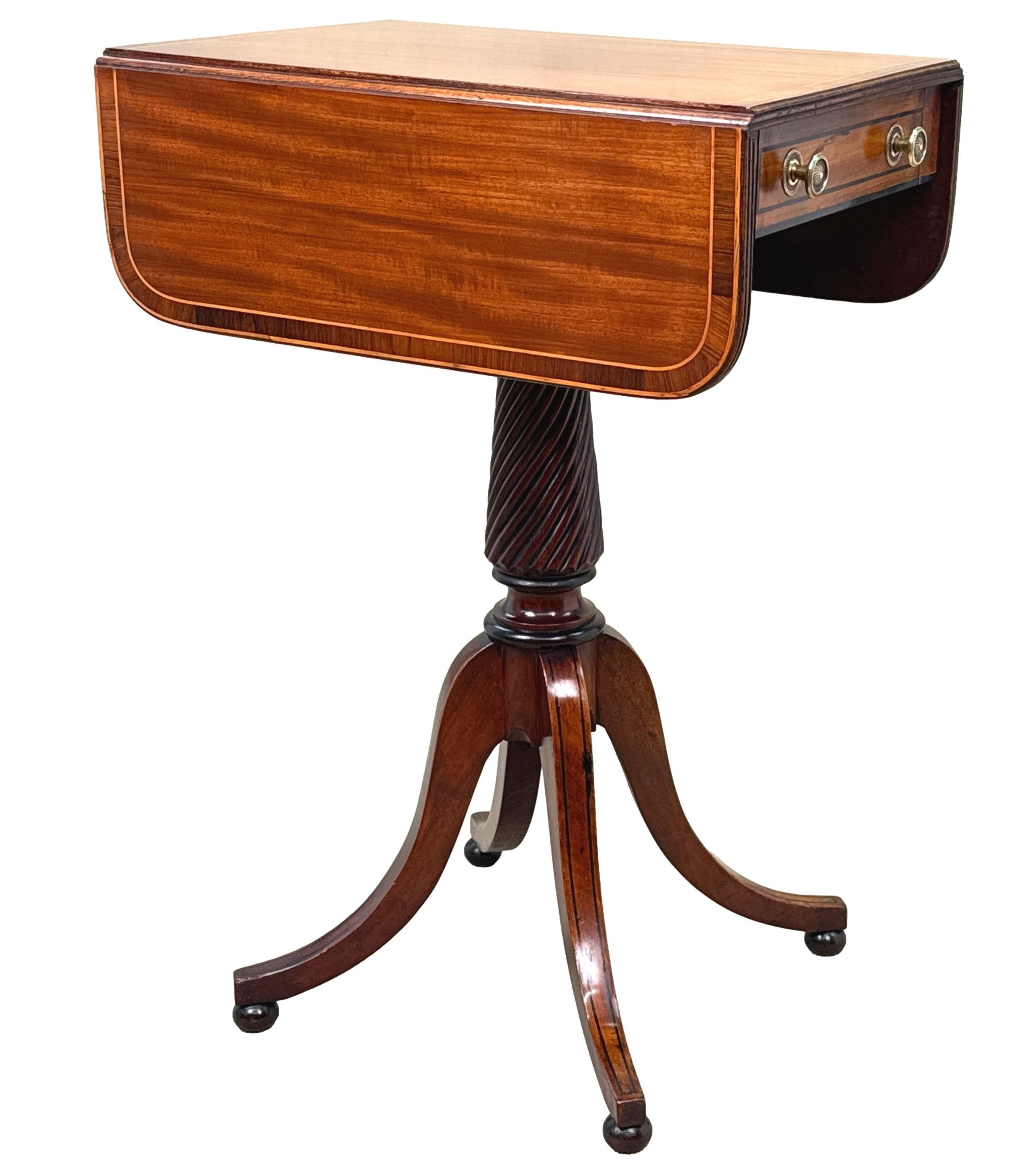Georgian Mahogany Baby Pembroke Lamp Table For Sale 4