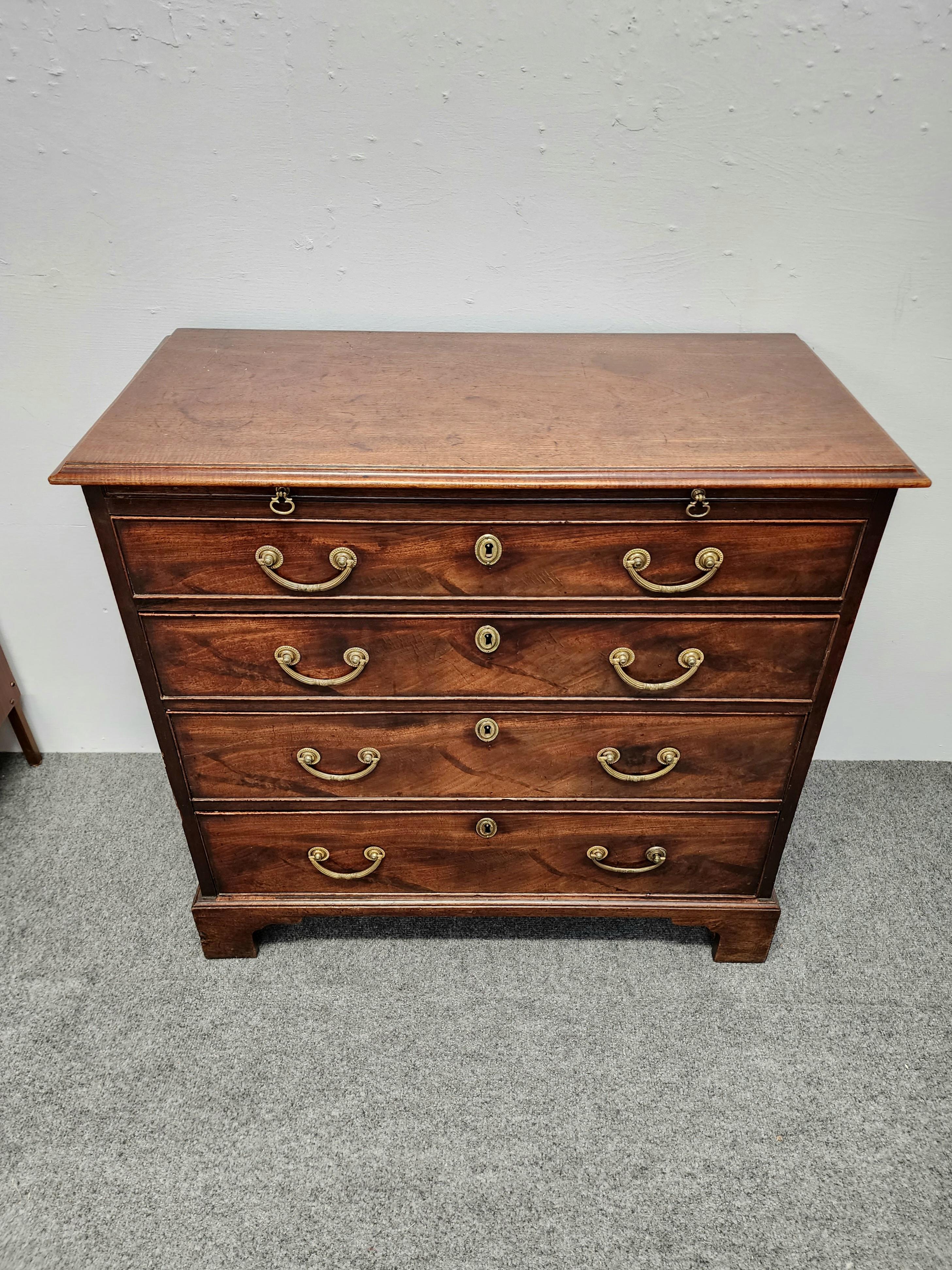 Hand-Crafted Georgian Mahogany Bachelors Chest England Circa 1790 For Sale