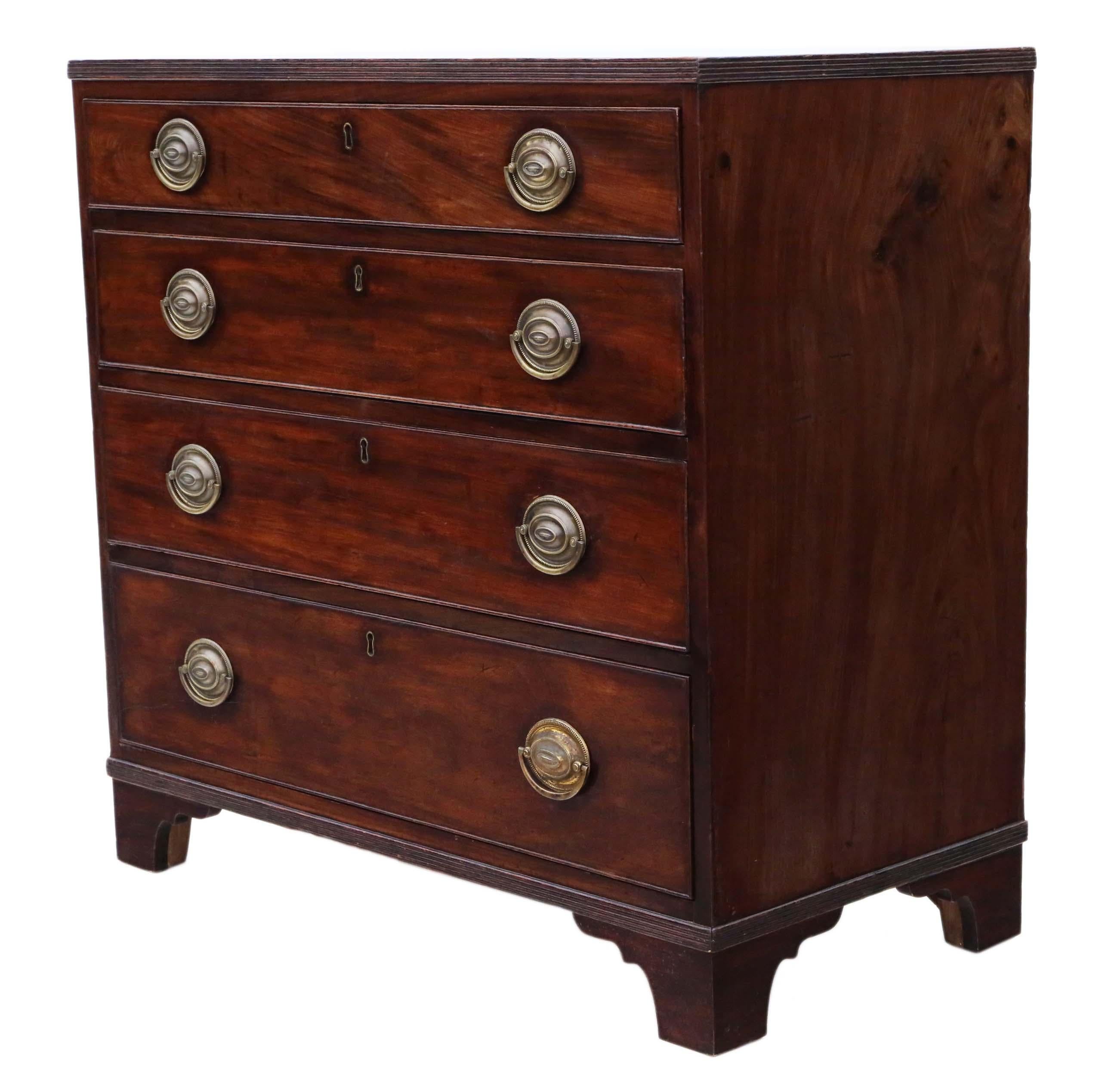 Georgian Mahogany Bachelor's Chest of Drawers, circa 1820 In Good Condition In Wisbech, Cambridgeshire