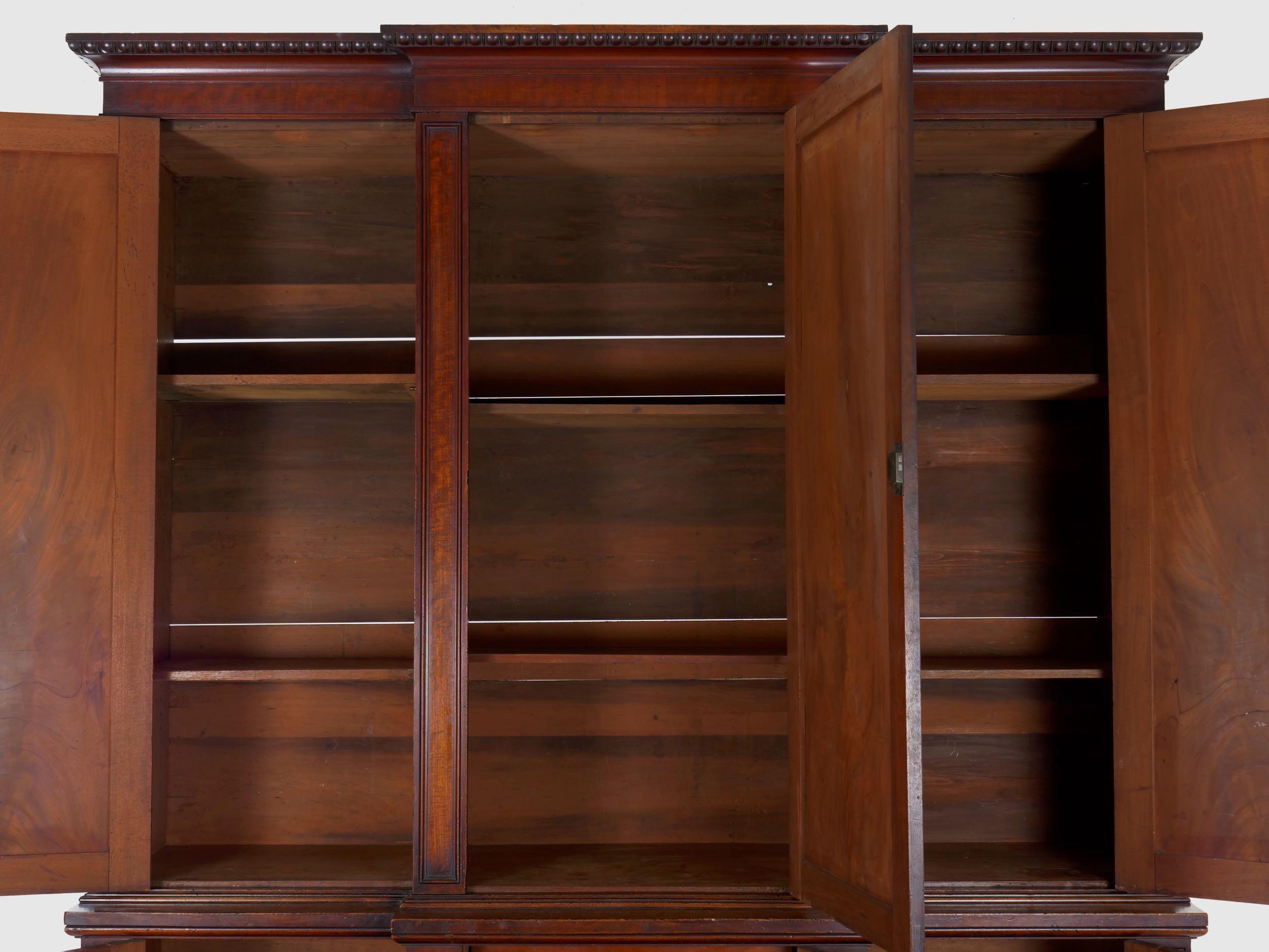 Georgian Mahogany Blind-Door Breakfront Library Bookcase Cabinet, England 5