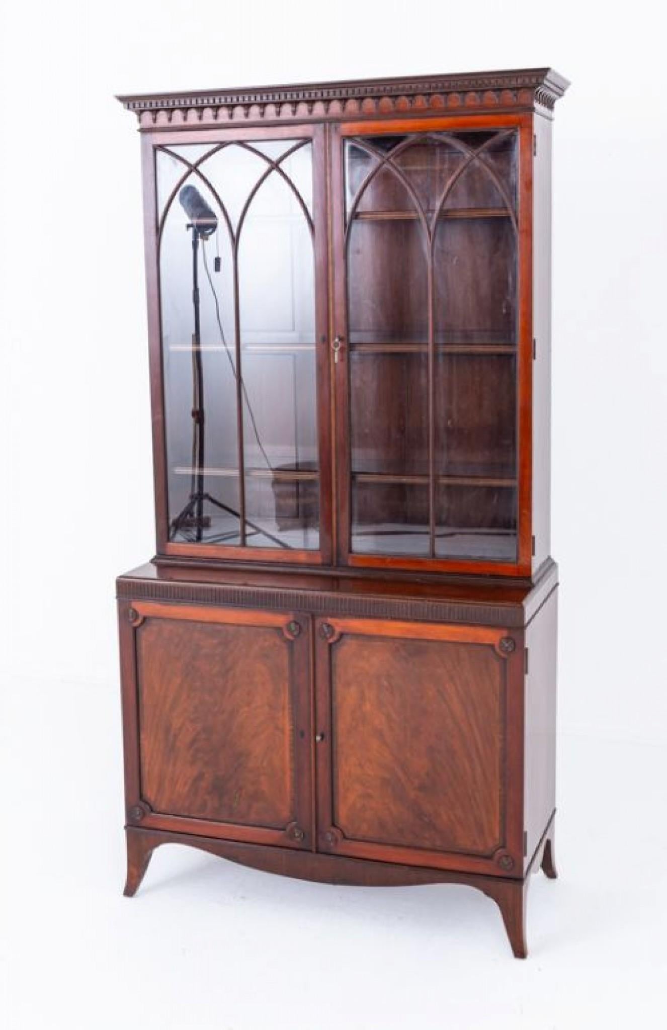 Libreria georgiana in mogano Revival Cabinet Library in vendita 2