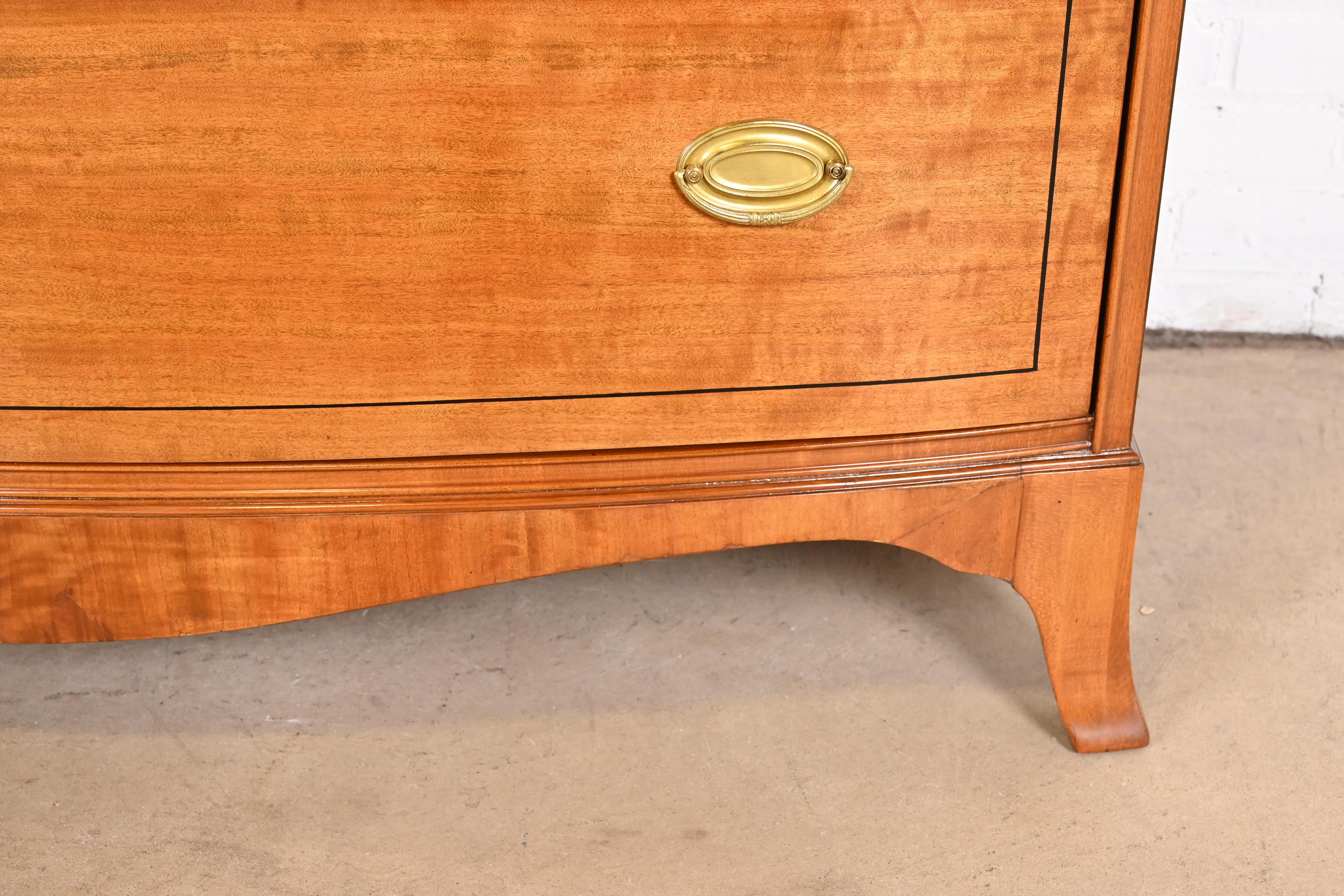 Georgian Mahogany Bow Front Chest of Drawers in the Manner of Baker Furniture 4
