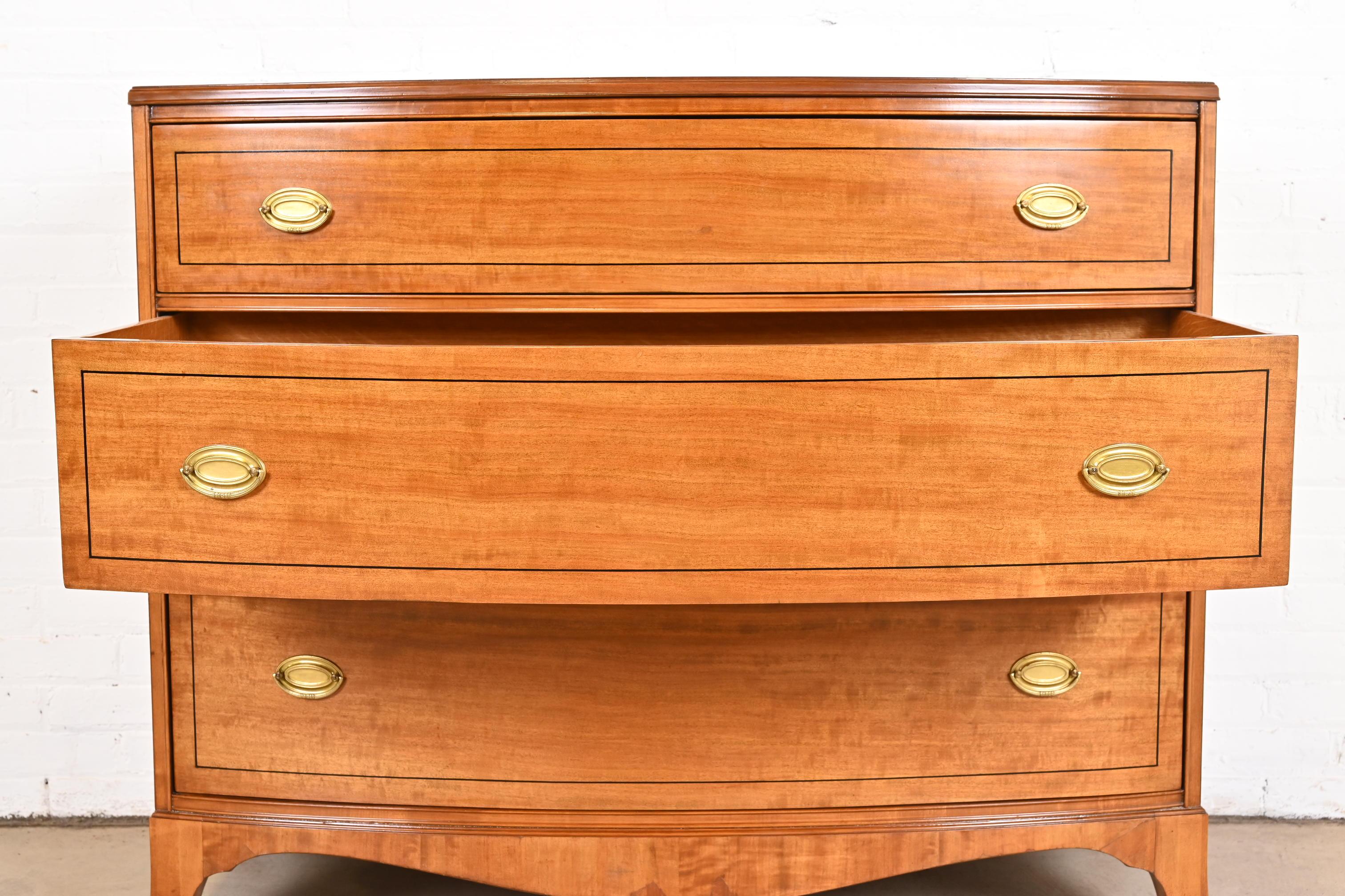 Georgian Mahogany Bow Front Chest of Drawers in the Manner of Baker Furniture 2