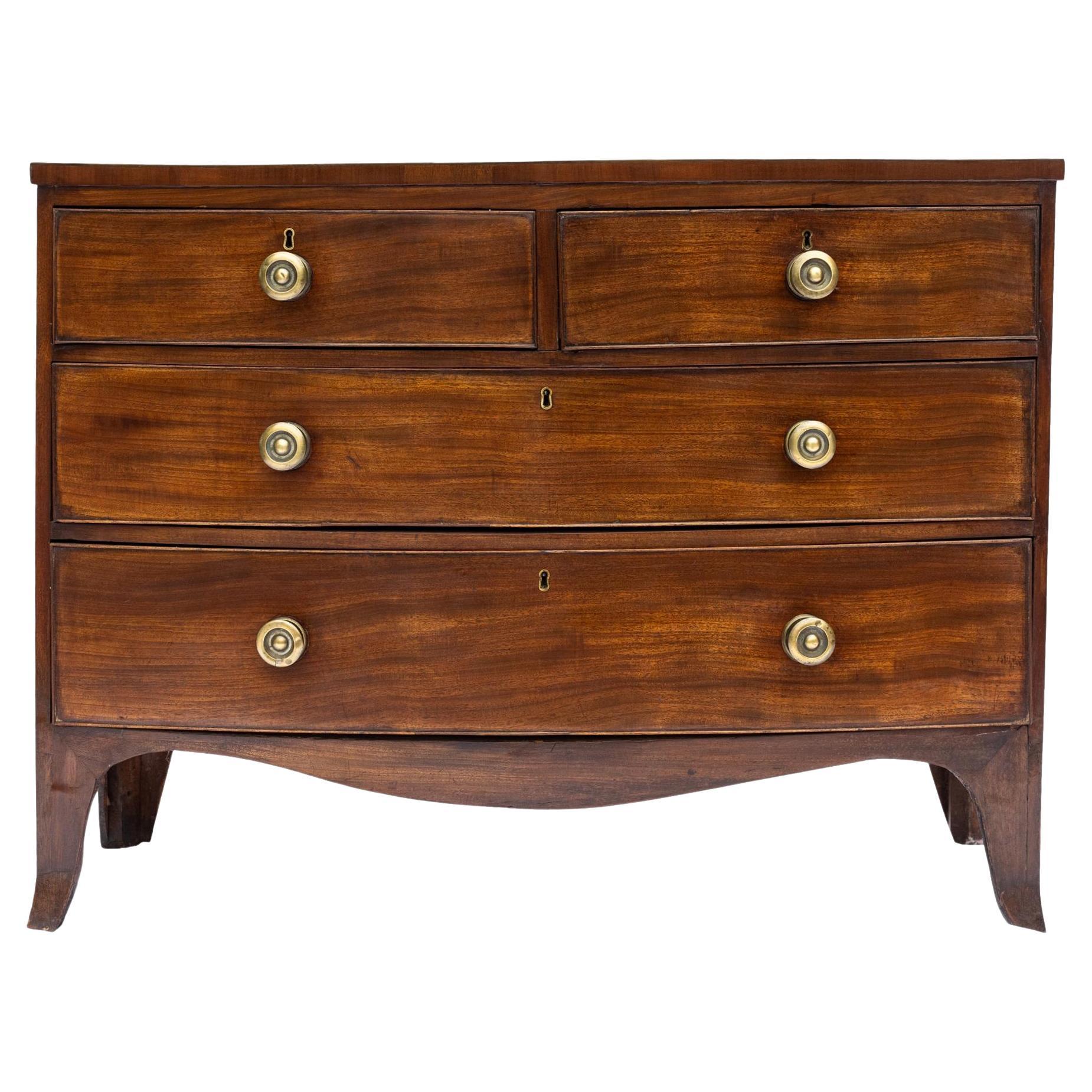 Georgian Mahogany Bow-Front Chest of Drawers with Satinwood Inlay, ca. 1820