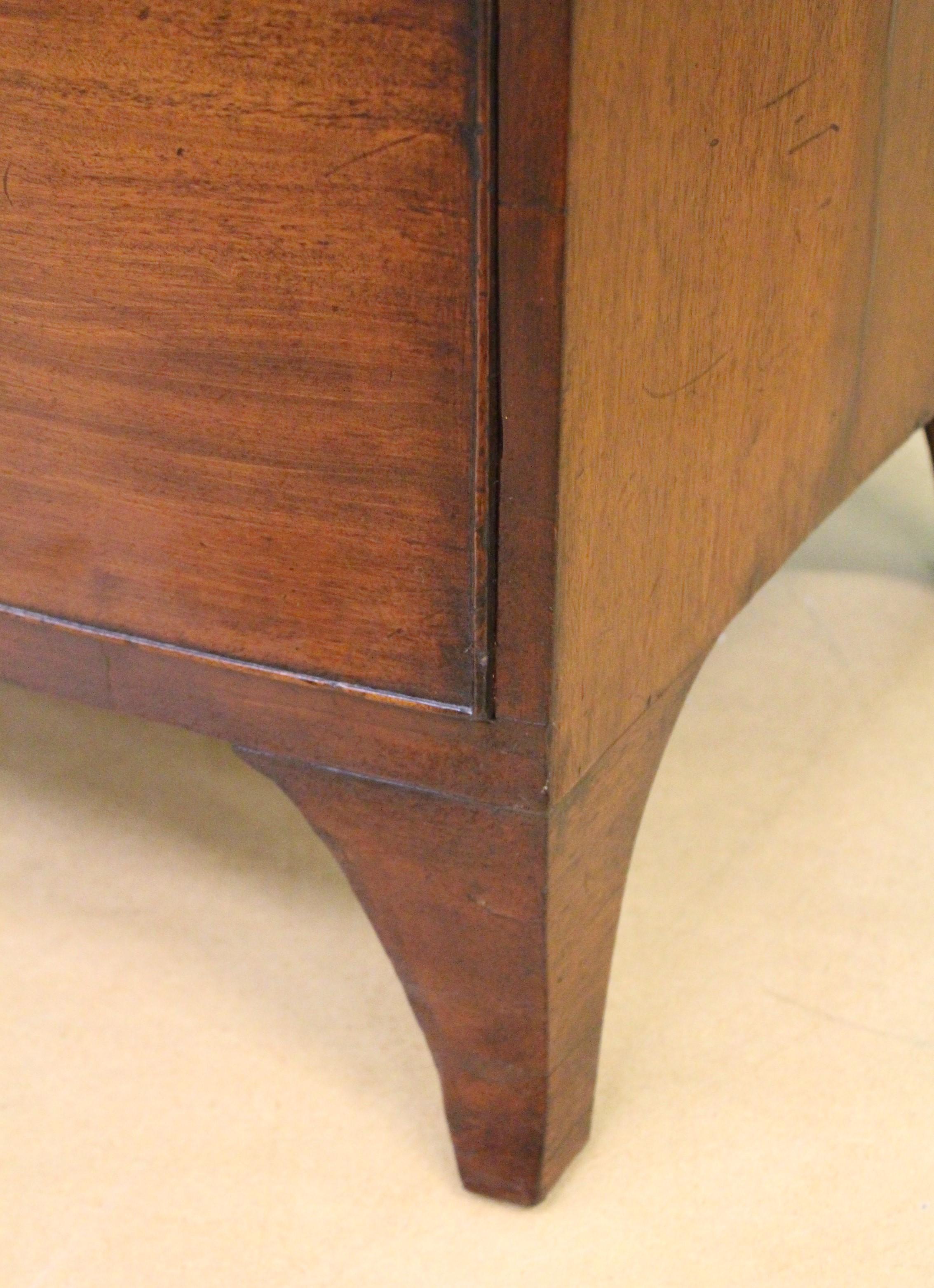 Georgian Mahogany Bow Fronted Chest of Drawers 6