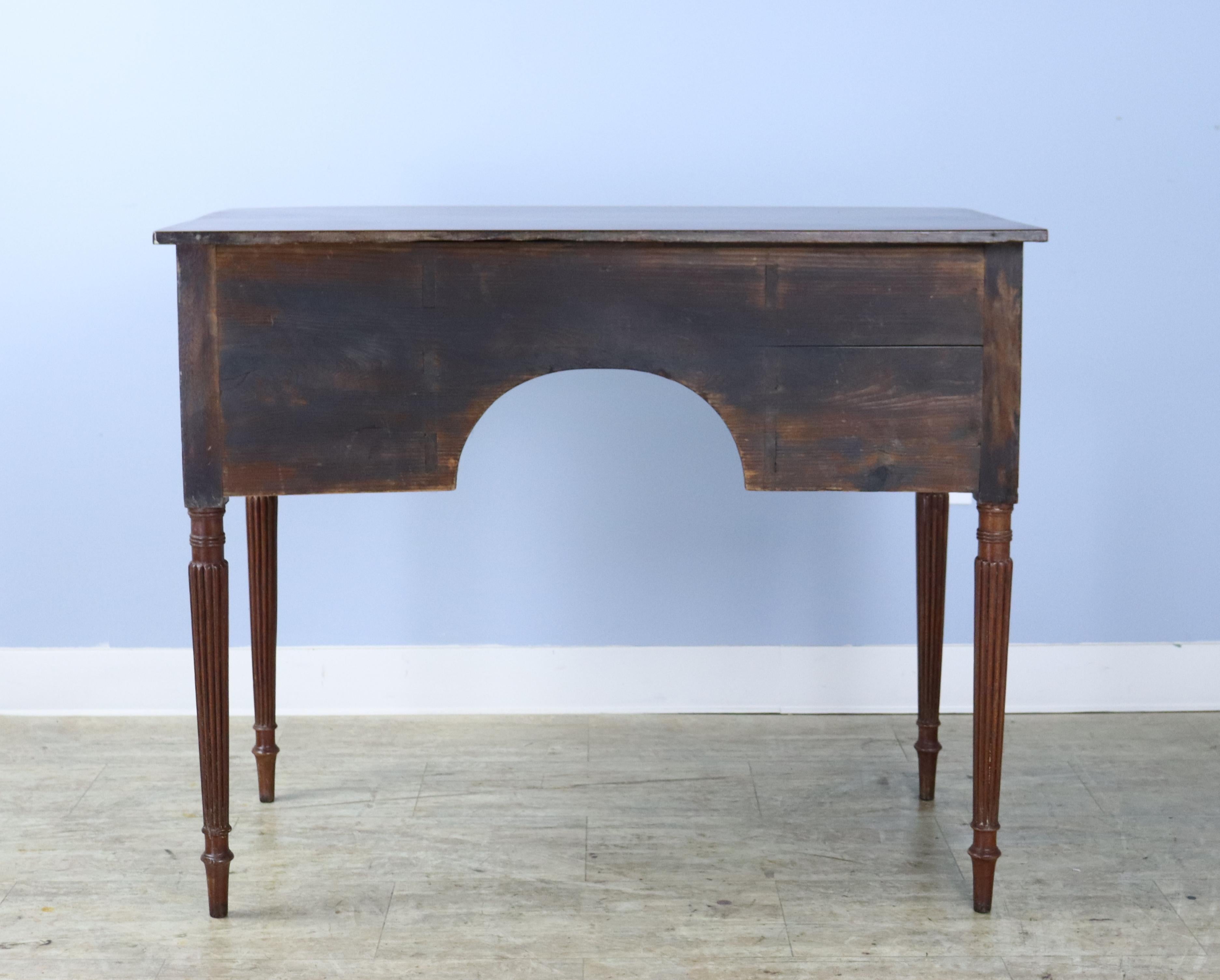 Georgian Mahogany Bowfront Side Table or Small Server For Sale 6