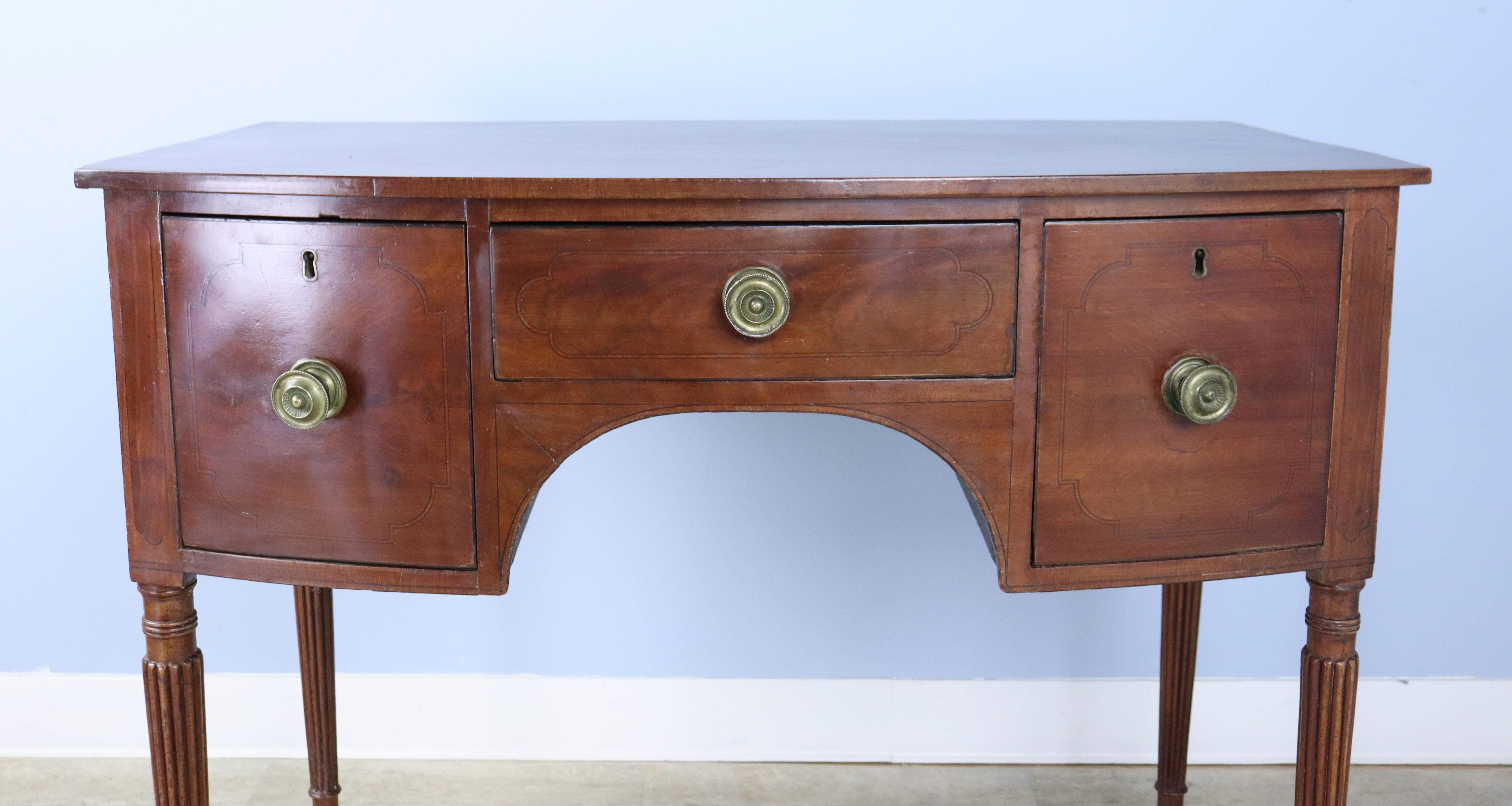 18th Century Georgian Mahogany Bowfront Side Table or Small Server For Sale