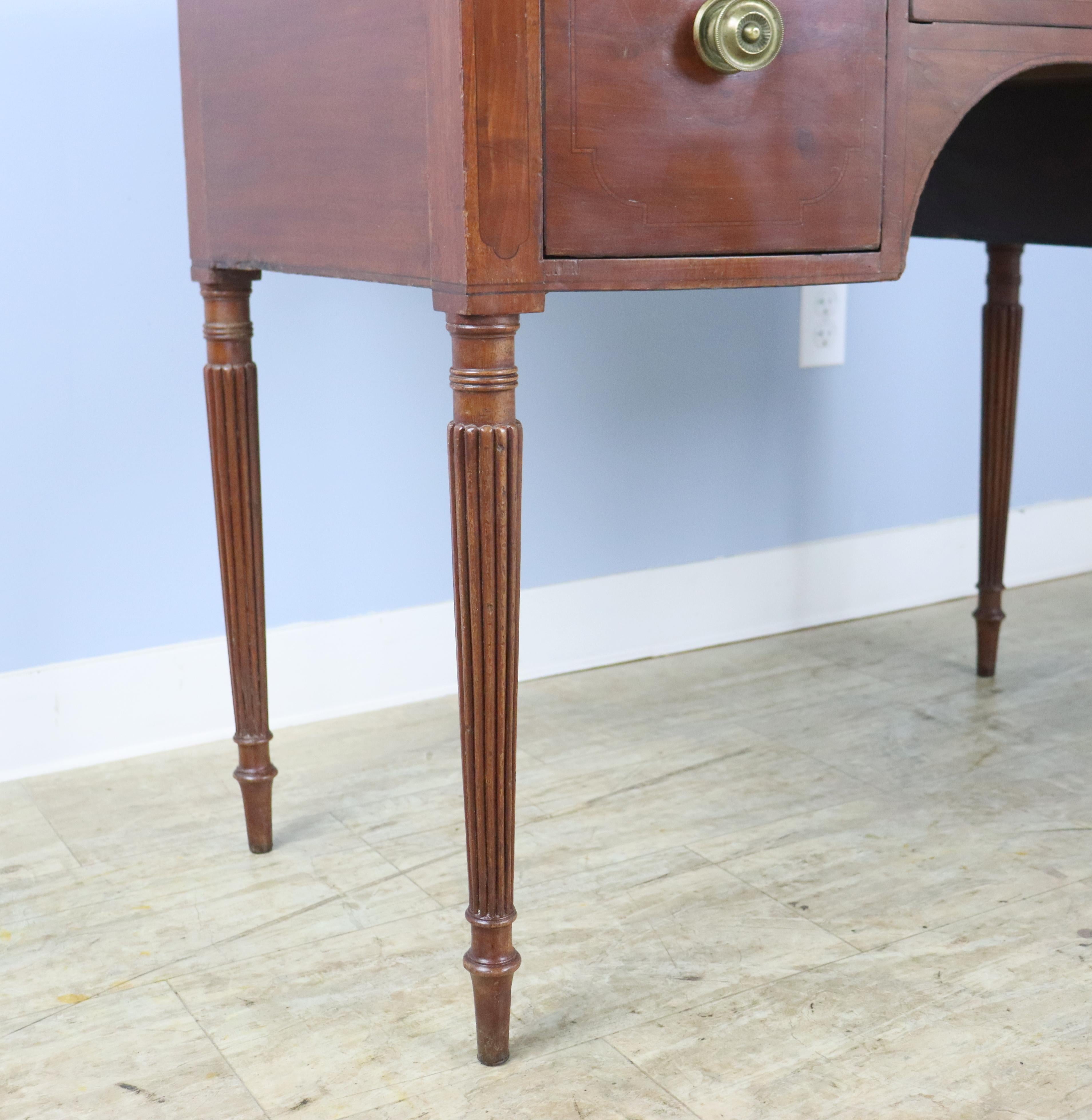 Georgian Mahogany Bowfront Side Table or Small Server For Sale 1