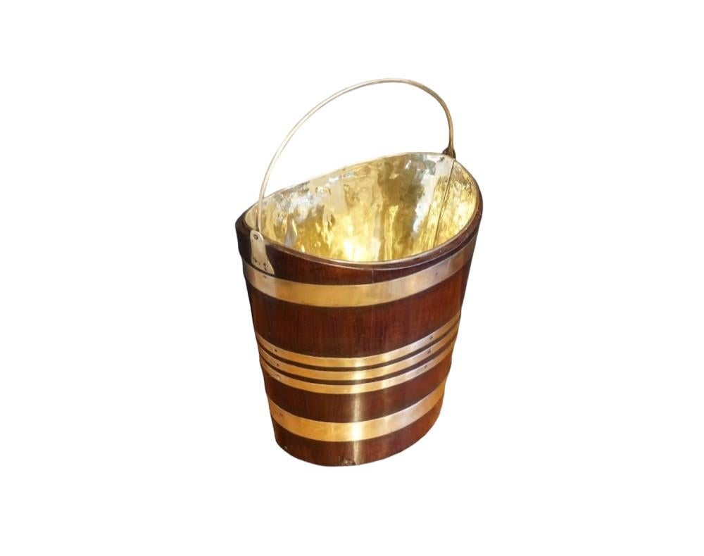 Georgian mahogany brass bound bucket In Good Condition For Sale In Salisbury, GB