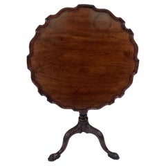 Georgian Mahogany Carved Tripod Table with Piecrust Top