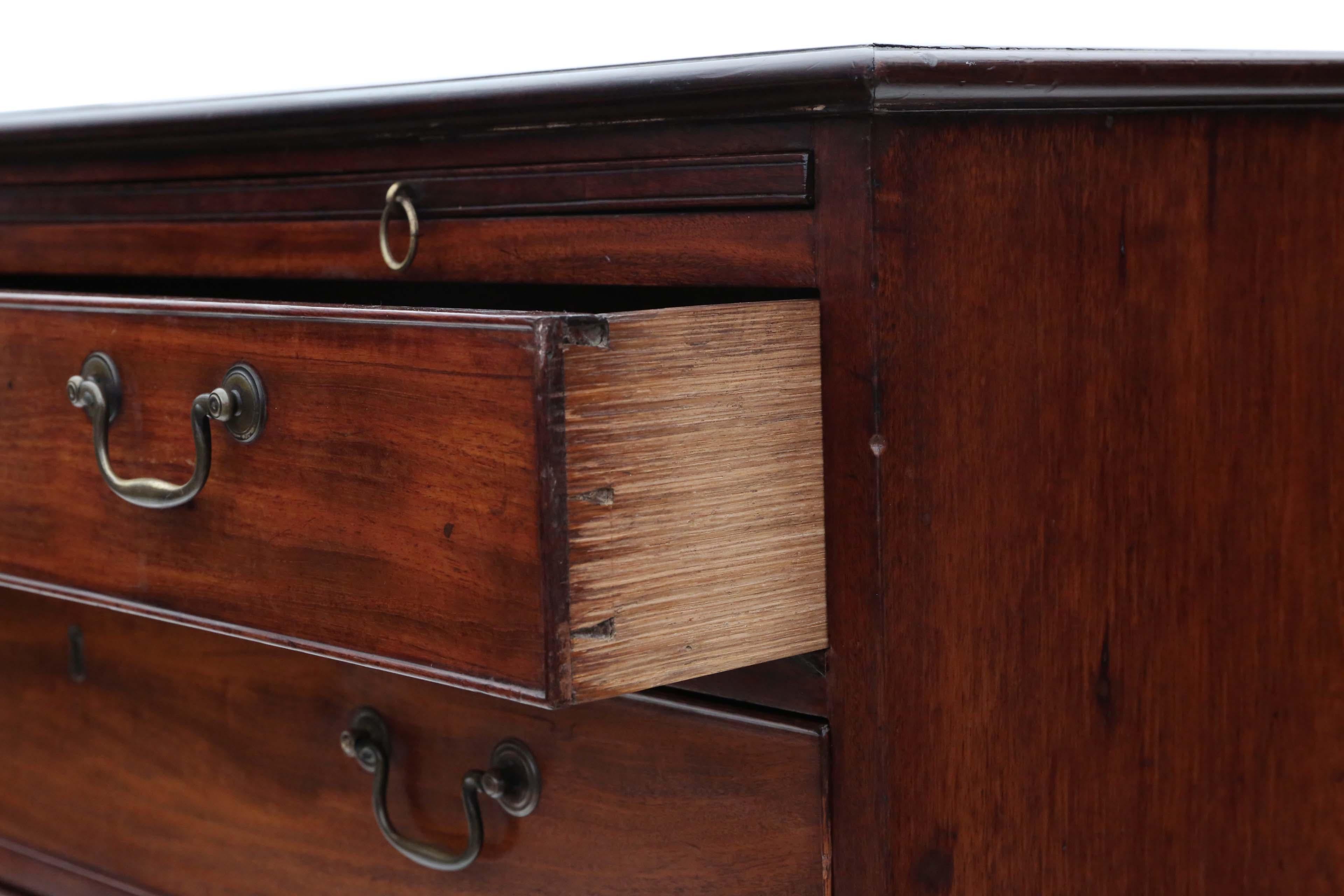 Georgian Mahogany Chest of Drawers, 18th Century Fine Quality 5