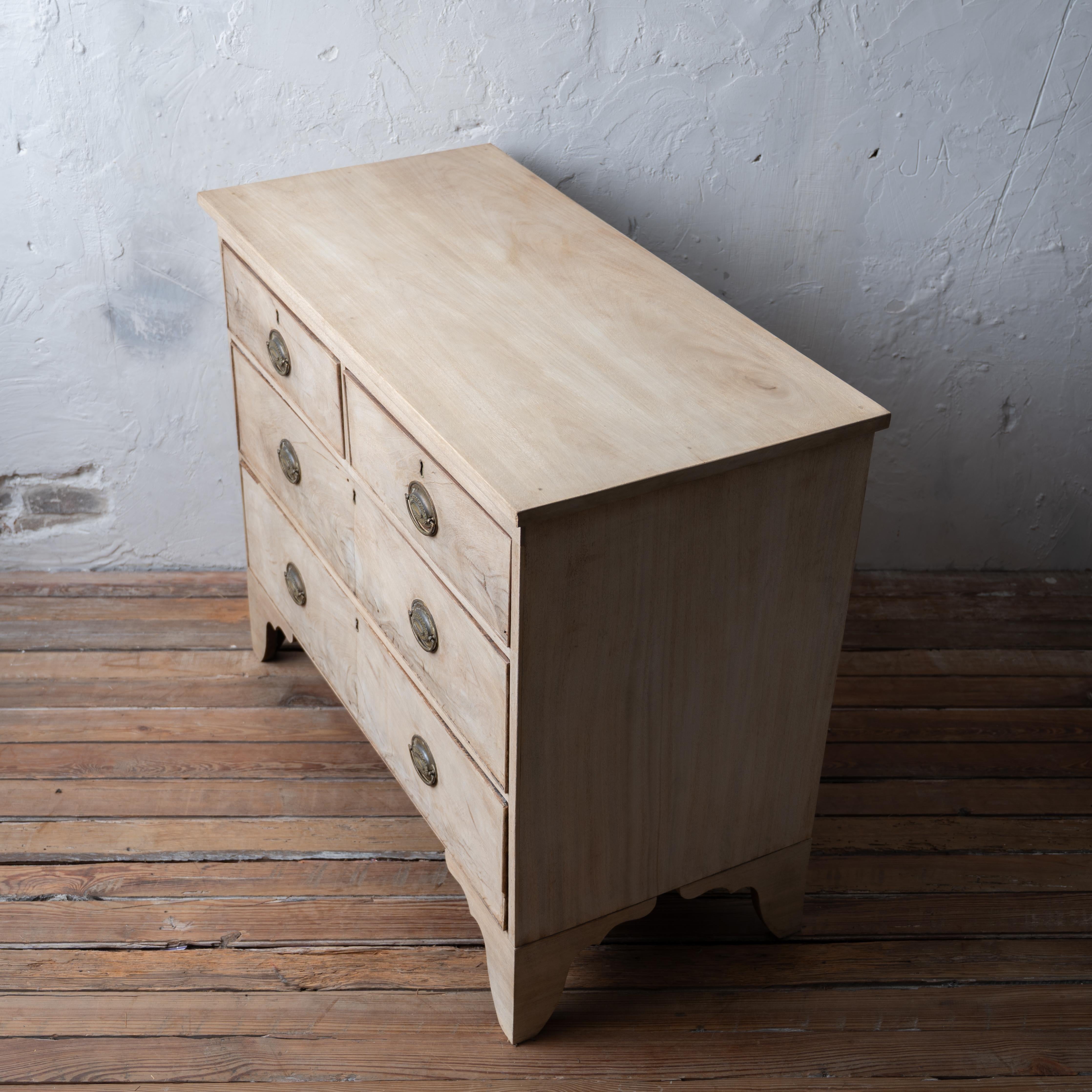 Commode géorgienne en acajou, 18e siècle en vente 5