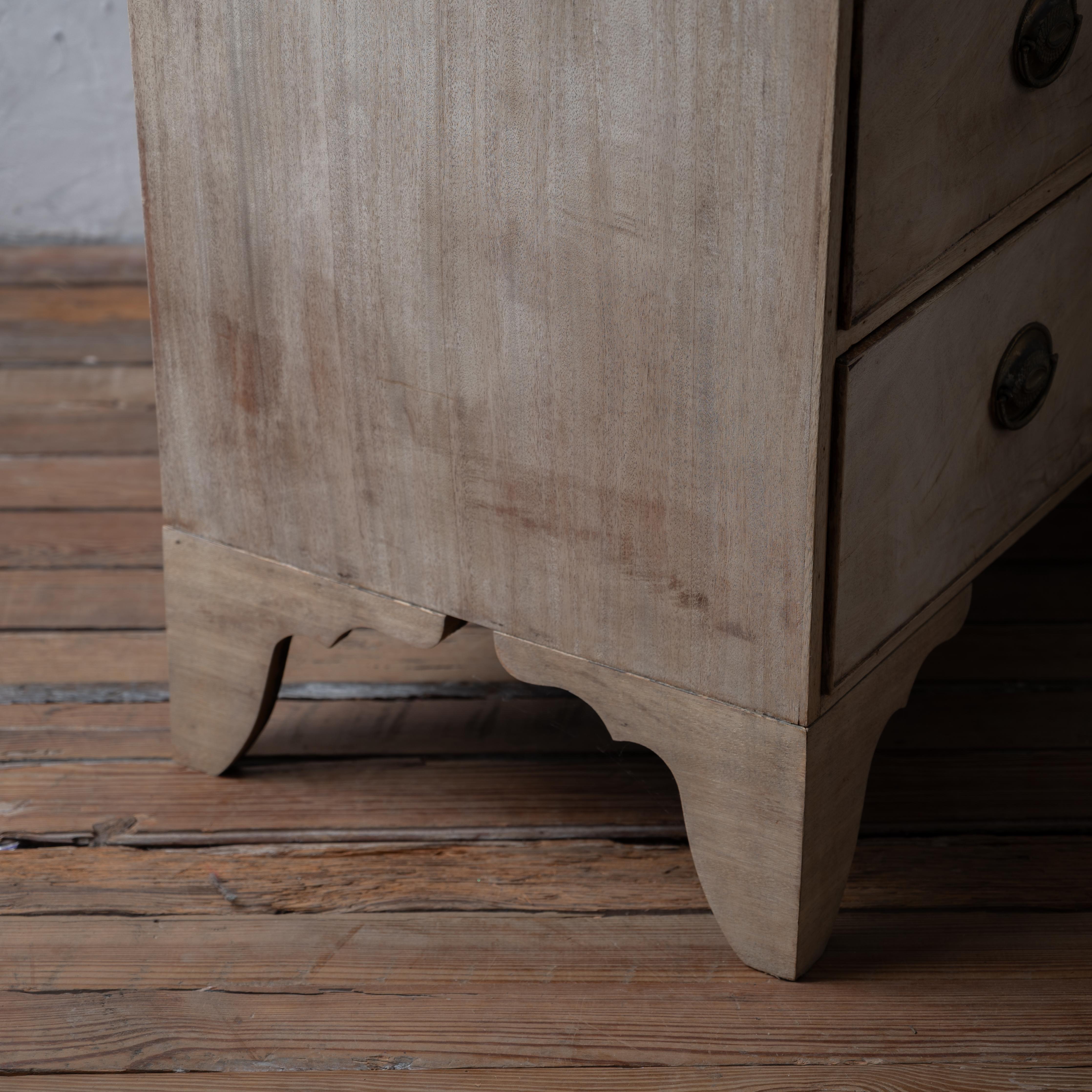 Commode géorgienne en acajou, 18e siècle en vente 7