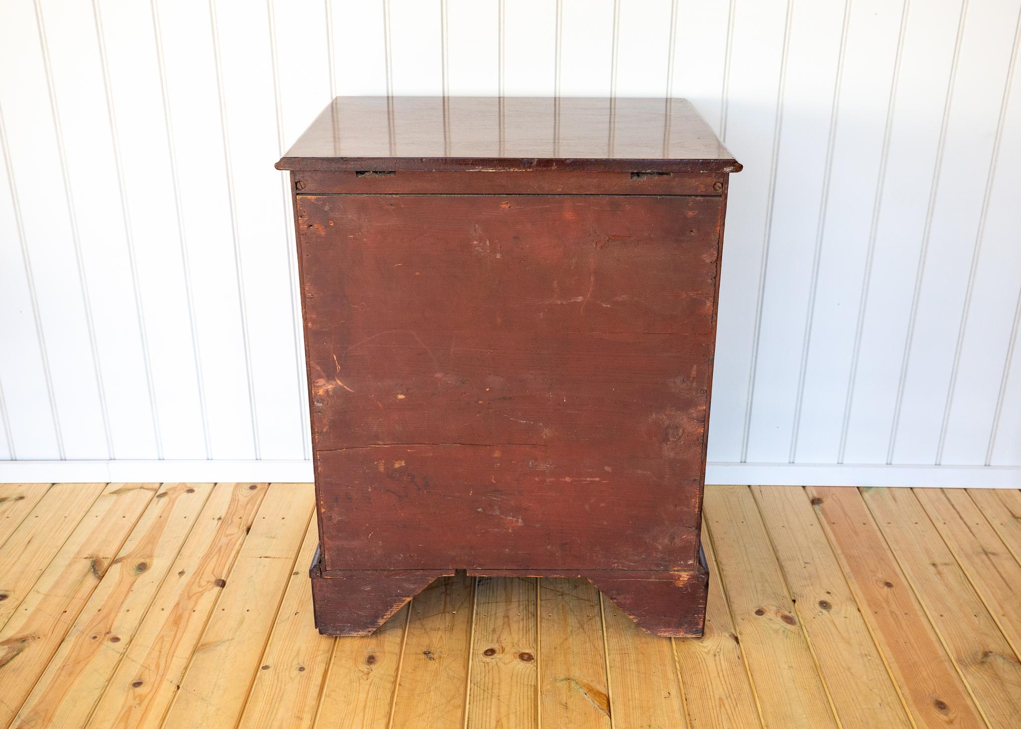 Cassettiera in mogano Georgian House Casa di campagna Piccolo ufficio da letto per scapoli e ammogliati in vendita 12